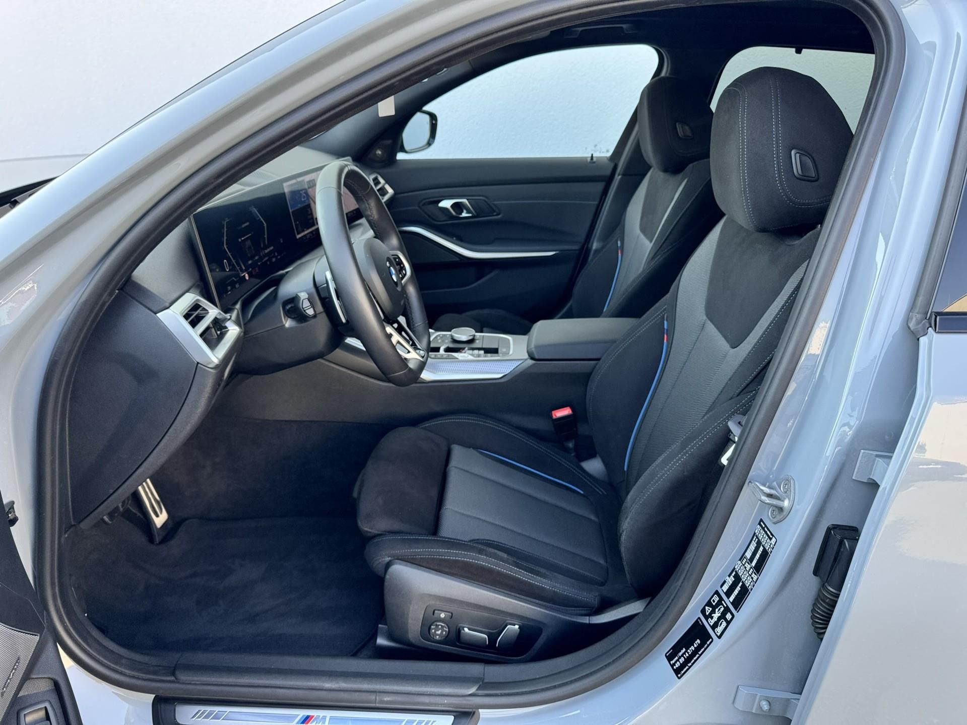 BMW Řada 3, 320D xDrive Tažné Panorama - fotka 6