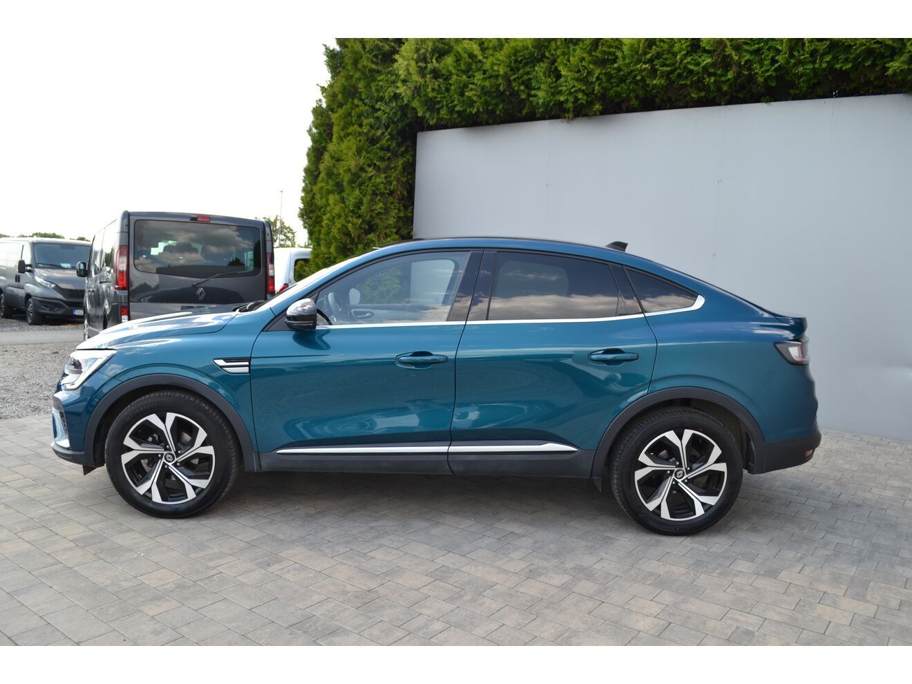 Renault Arkana, Techno mild hybrid 140 EDC - fotka 2