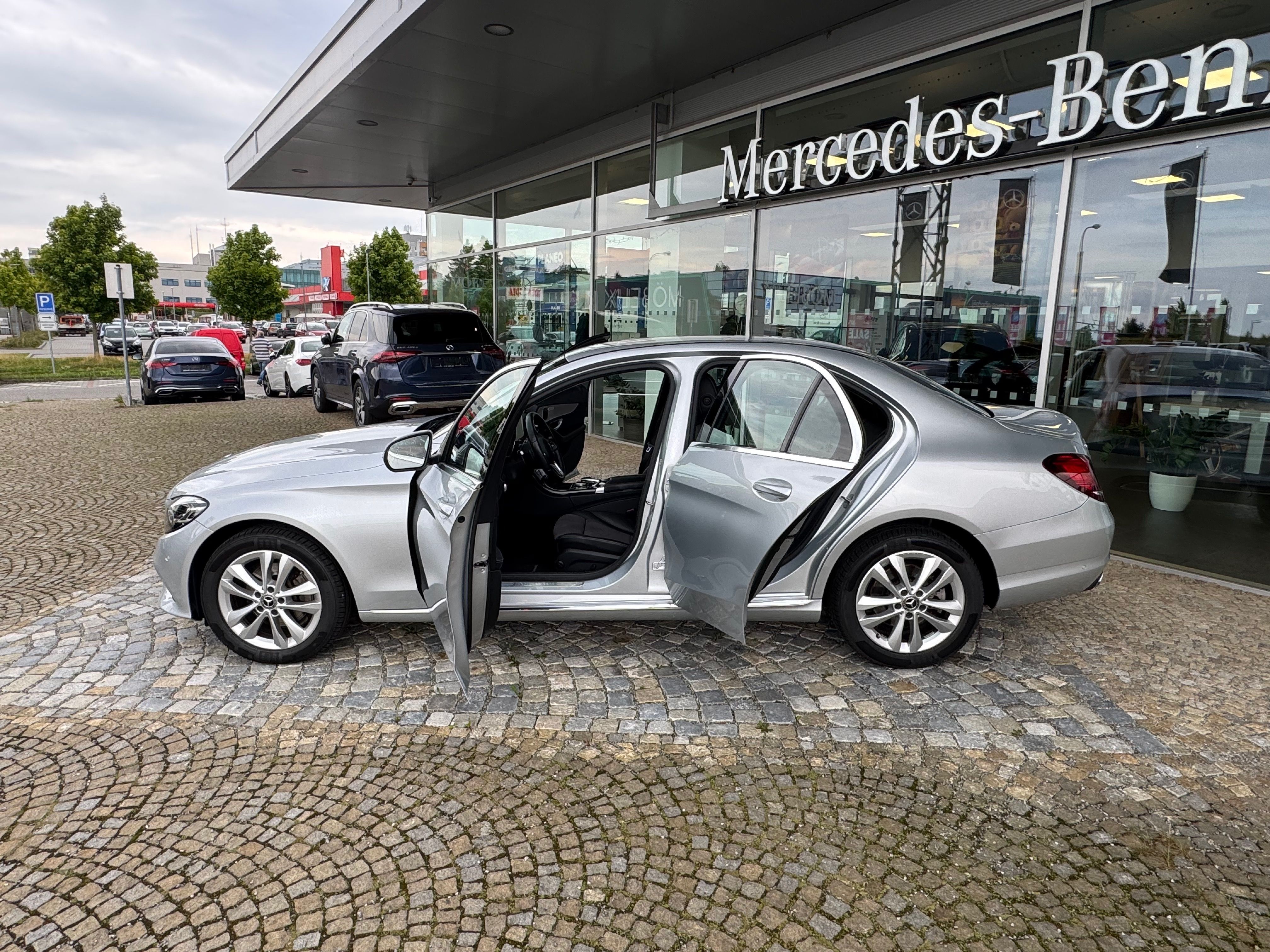Mercedes-Benz Třídy C - fotka 4