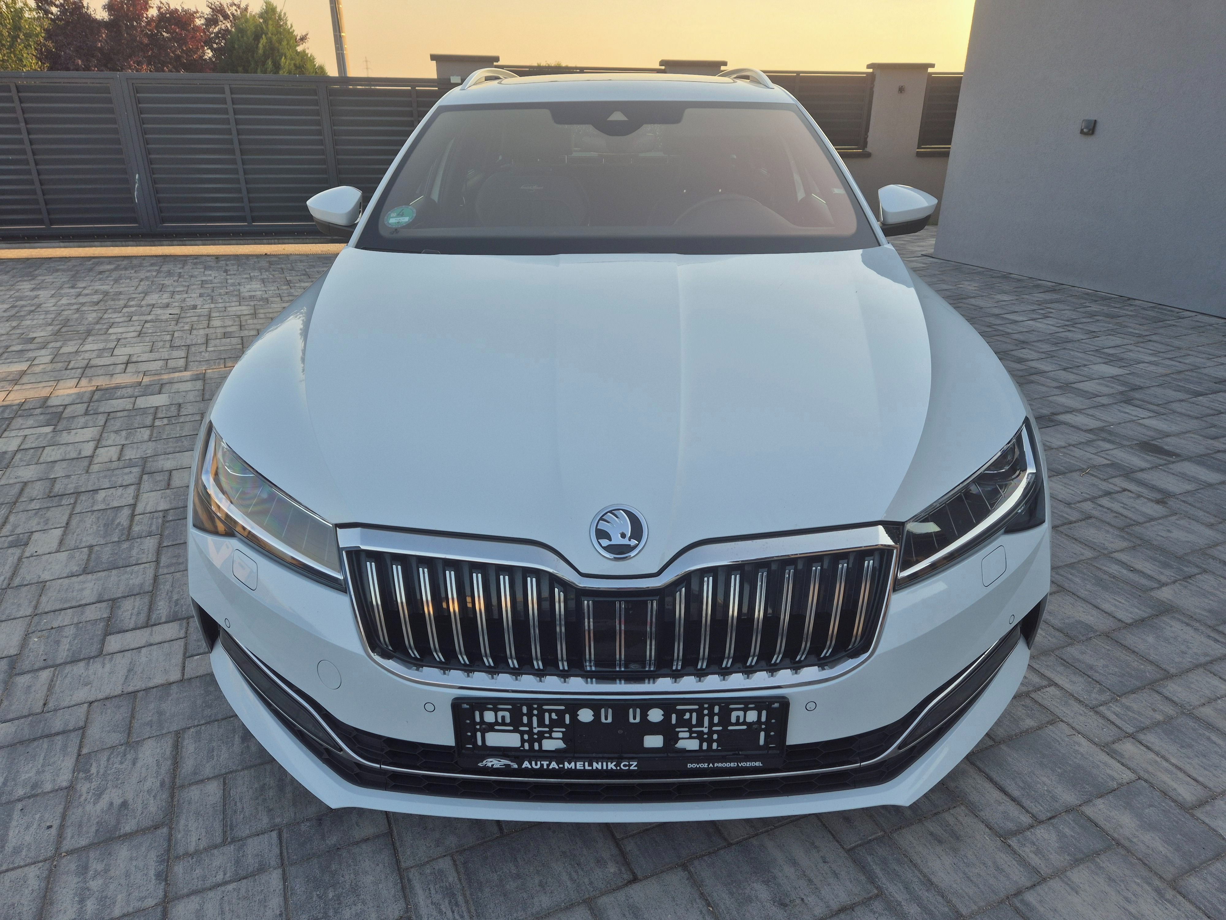 Škoda Superb, 2.0 TDI 147kw L&K 2023 ZÁRUKA - fotka 2