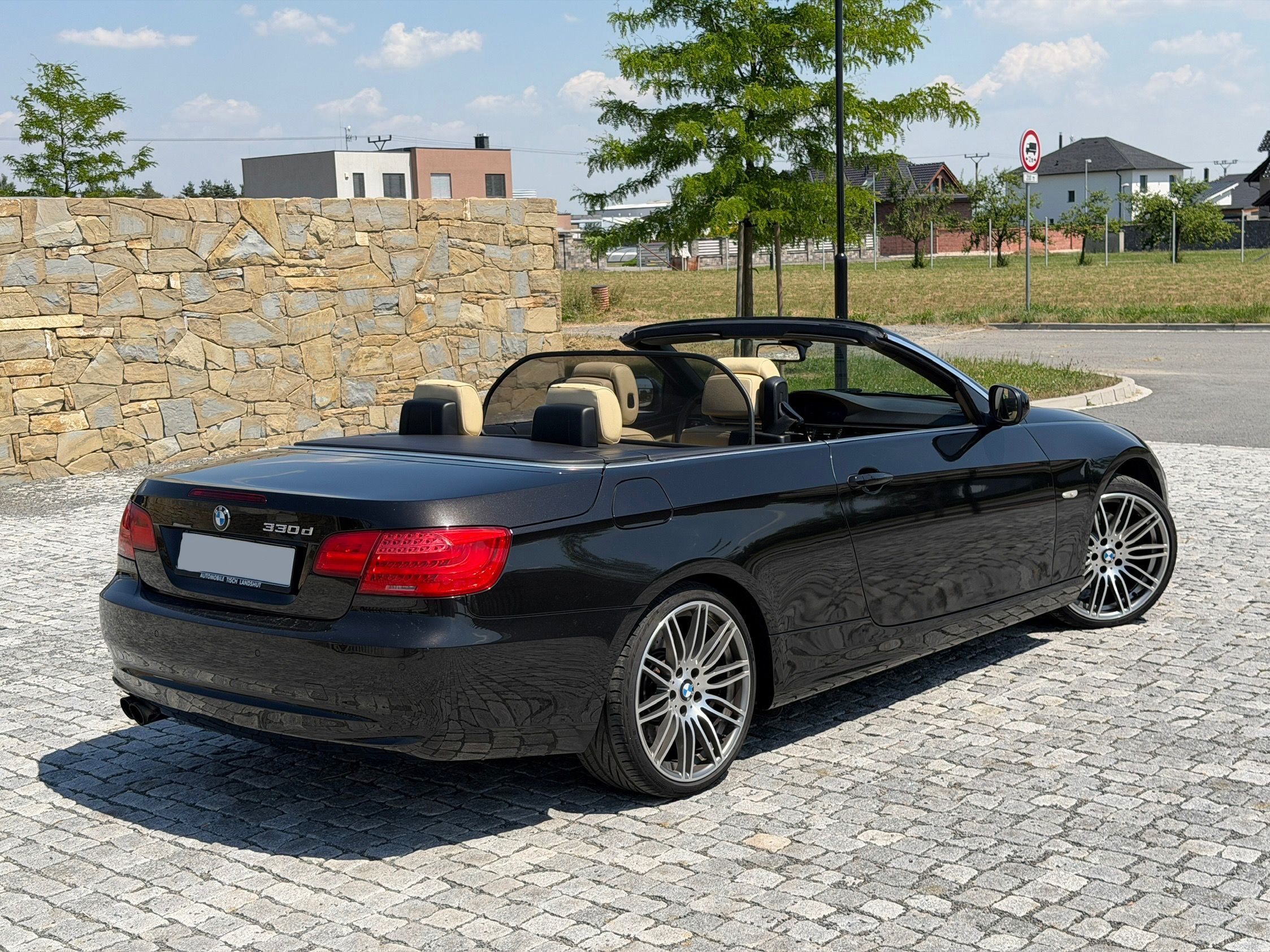 BMW Řada 3, 330d - Individual - facelift - fotka 5