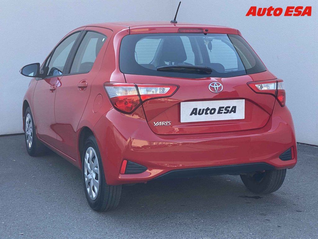Toyota Yaris, 1.5 - fotka 6