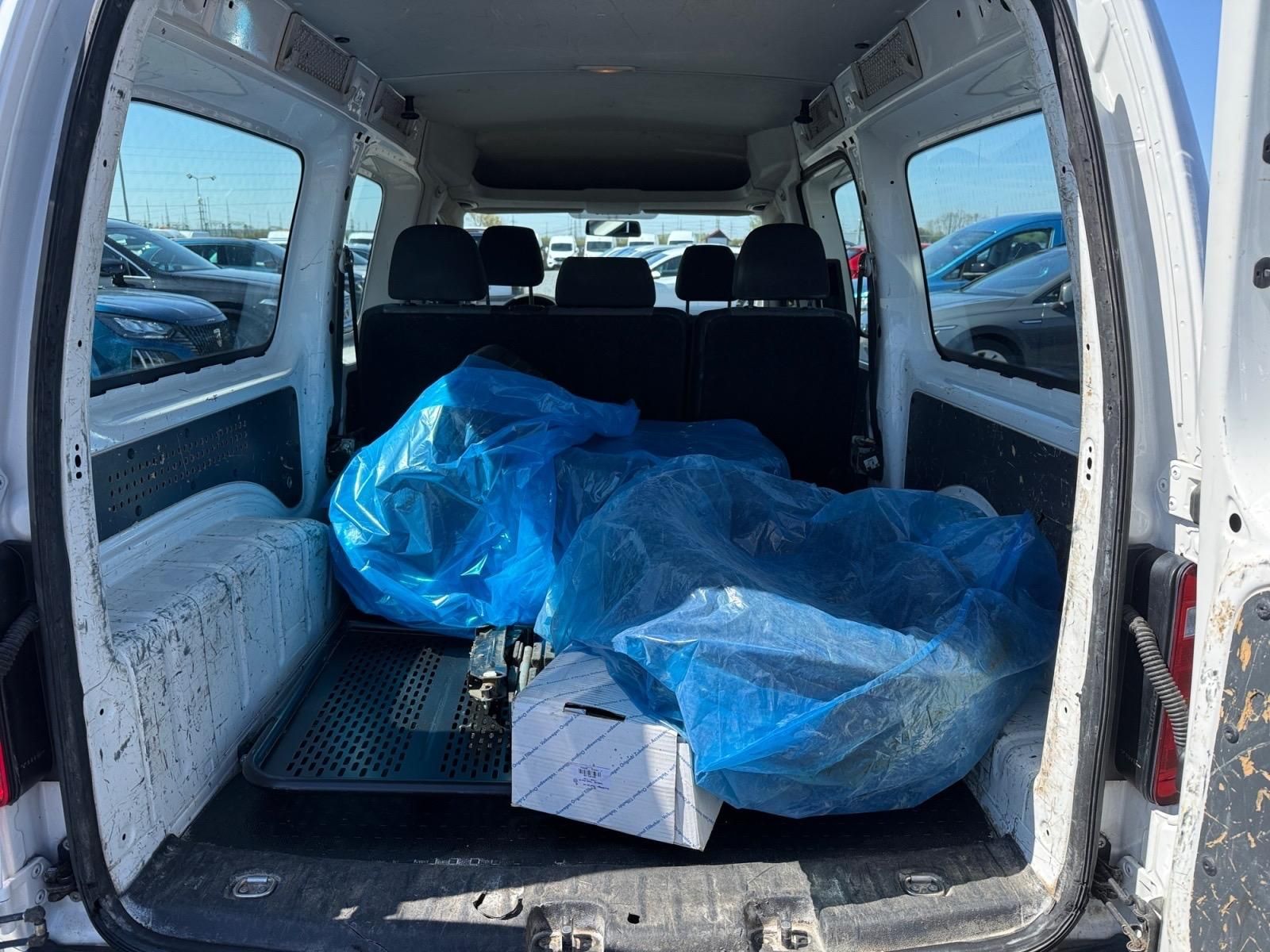 Volkswagen Caddy, MAXI 2.0TDI 110kW TAŽNÉ CZ DPH - fotka 6