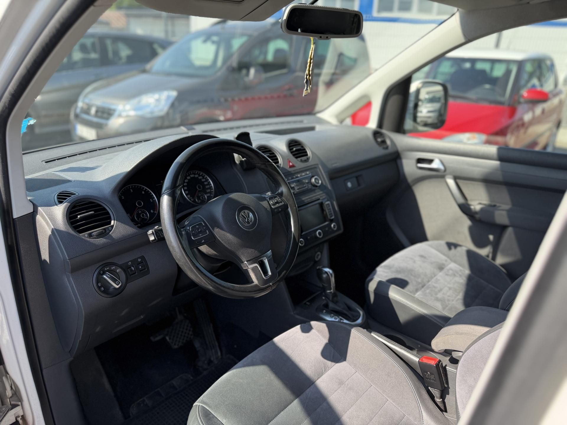 Volkswagen Caddy, 2.0 TDI, 103kw, DSG - fotka 6
