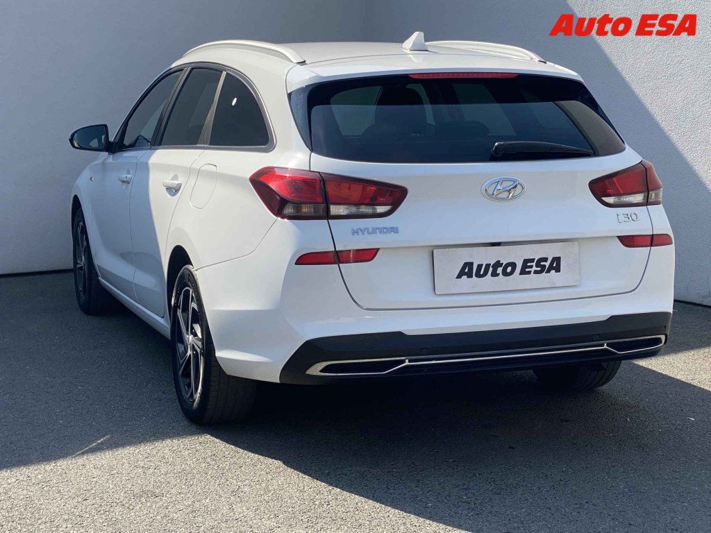Hyundai i30, 1.5 T-GDi MHEV,Smart,LED - fotka 6