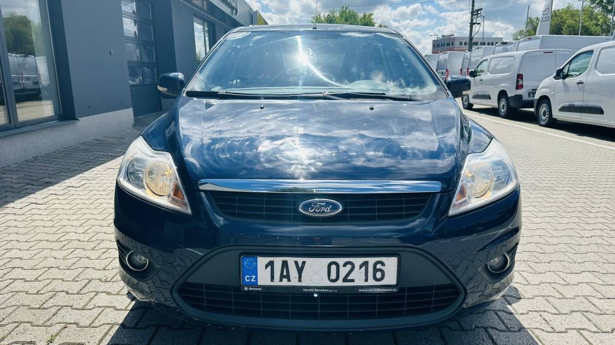 Ford Focus, 1,4 16V 59kW MT5/0216 - fotka 2