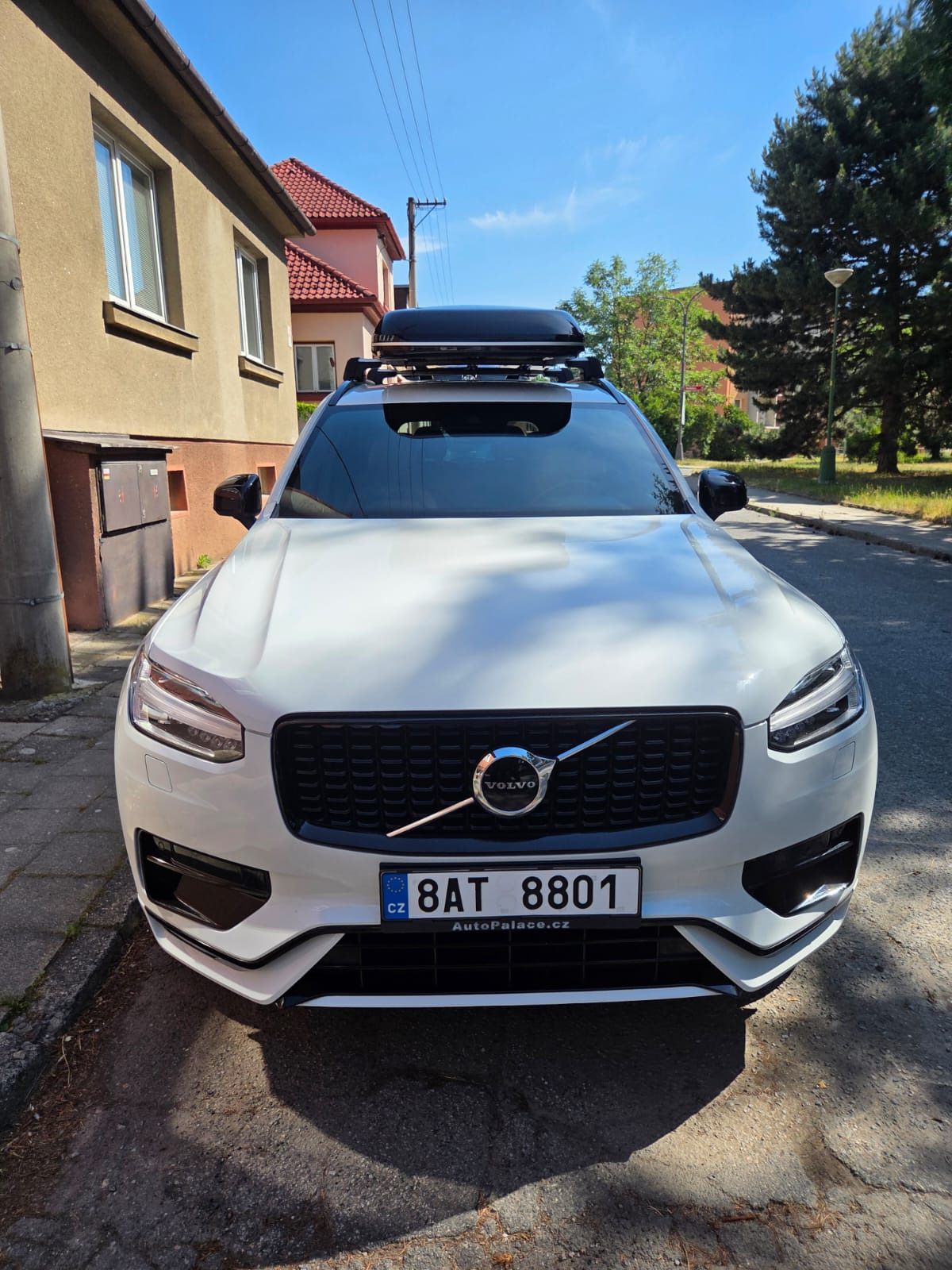Volvo XC90, 2L benzin B6 AWD R-Design