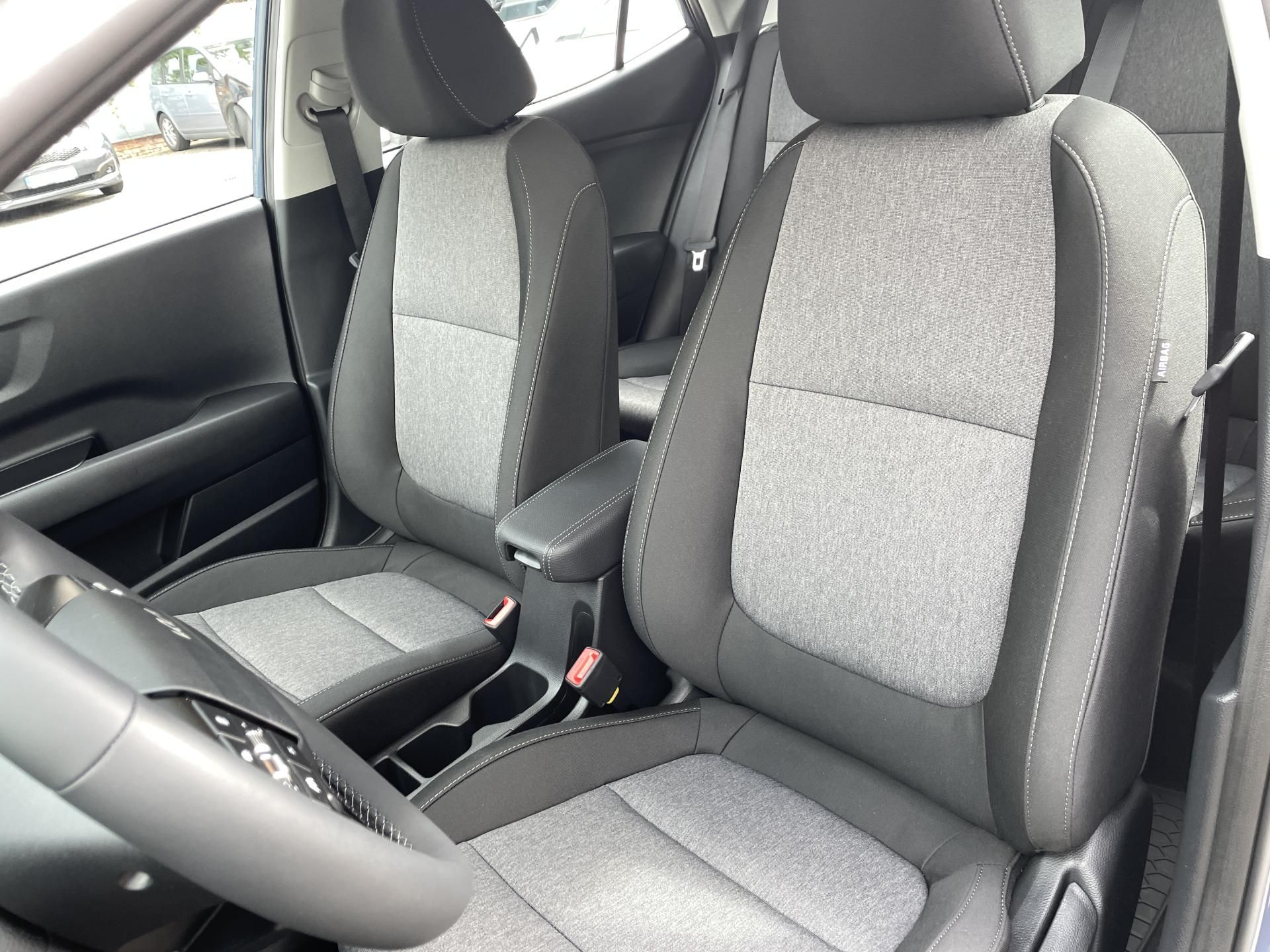 Kia Stonic, 1,0T-GDi SPIN 7DCT - fotka 3