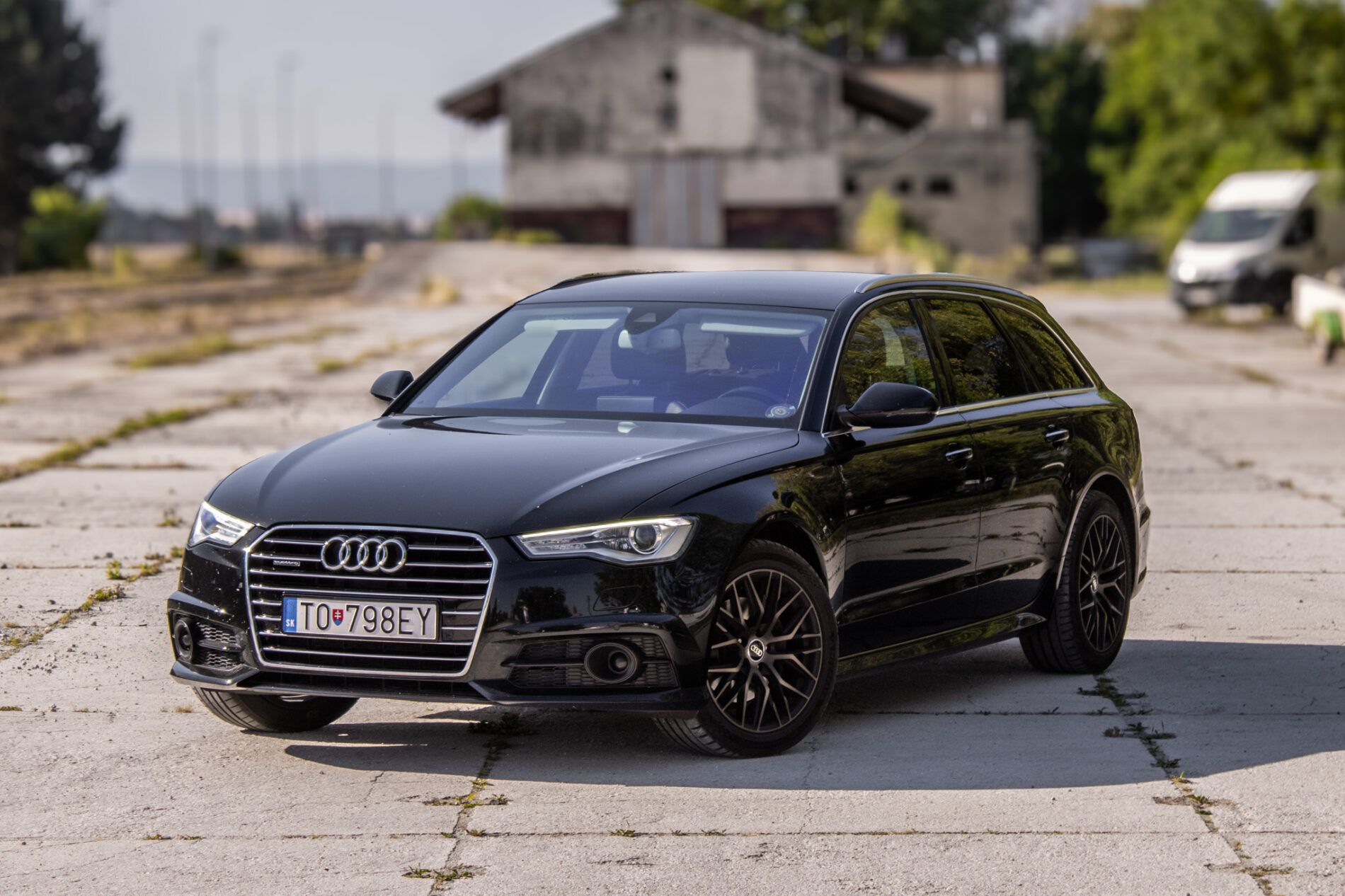 Audi A6 Avant