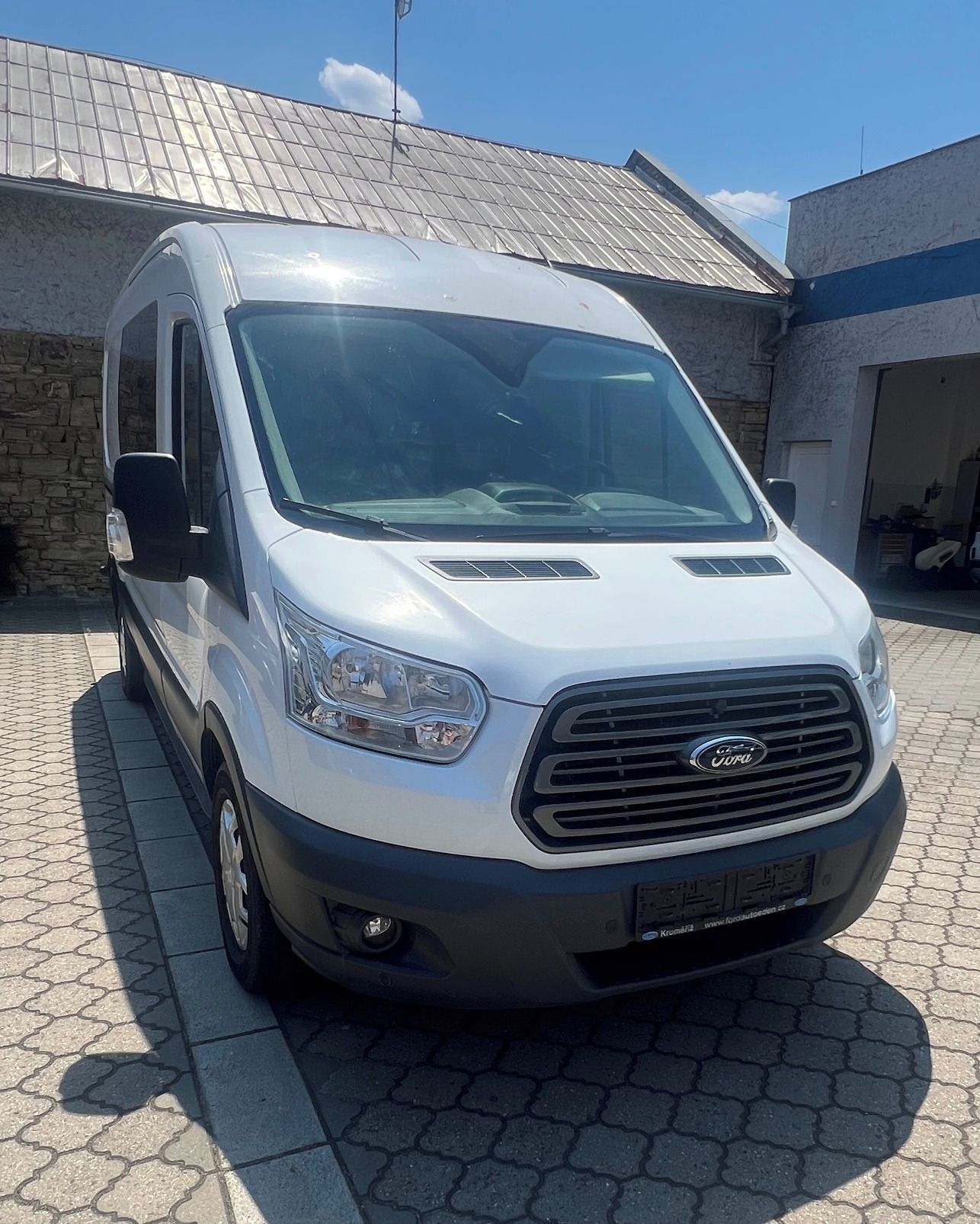 Ford Transit, Trend L3H2 6 míst