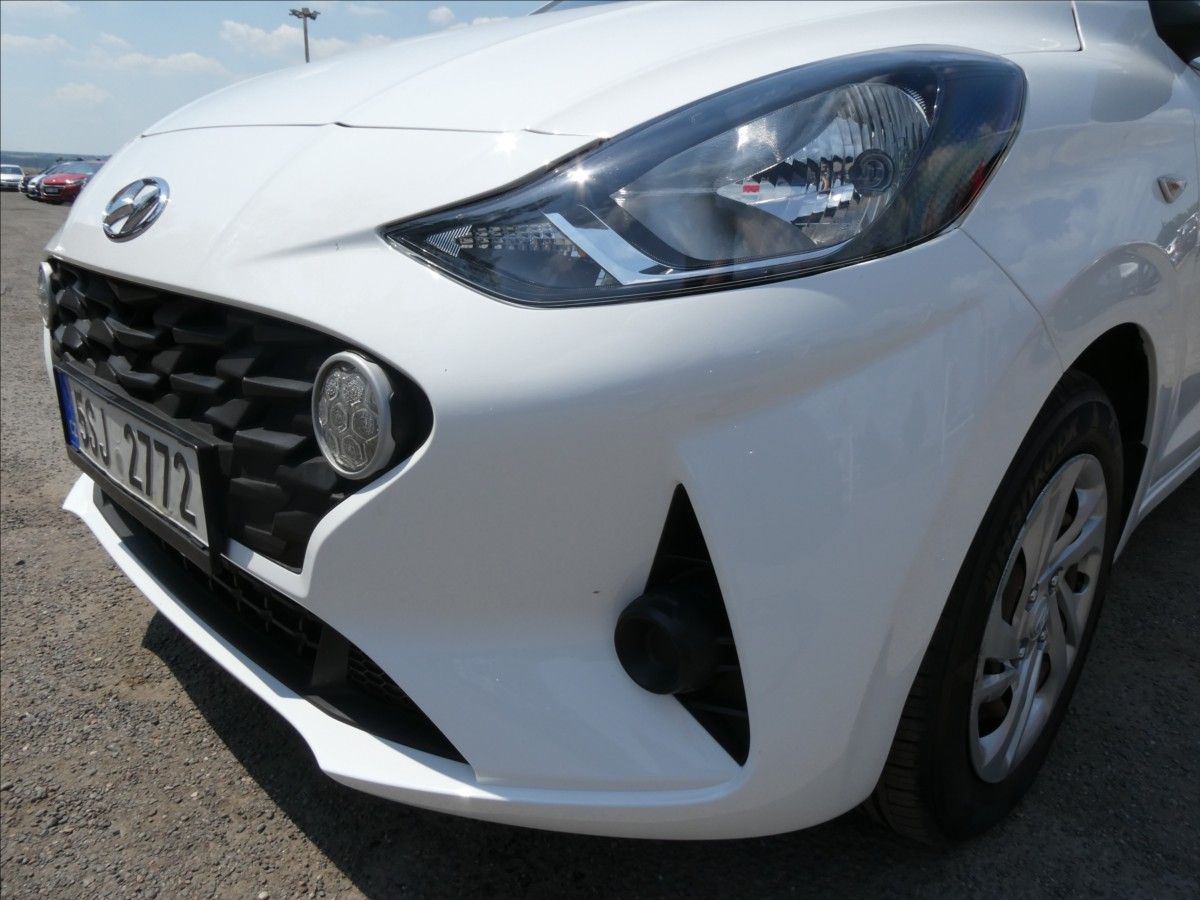 Hyundai i10, 1,0 i 49kW 1.majitel, DPH, ČR - fotka 4