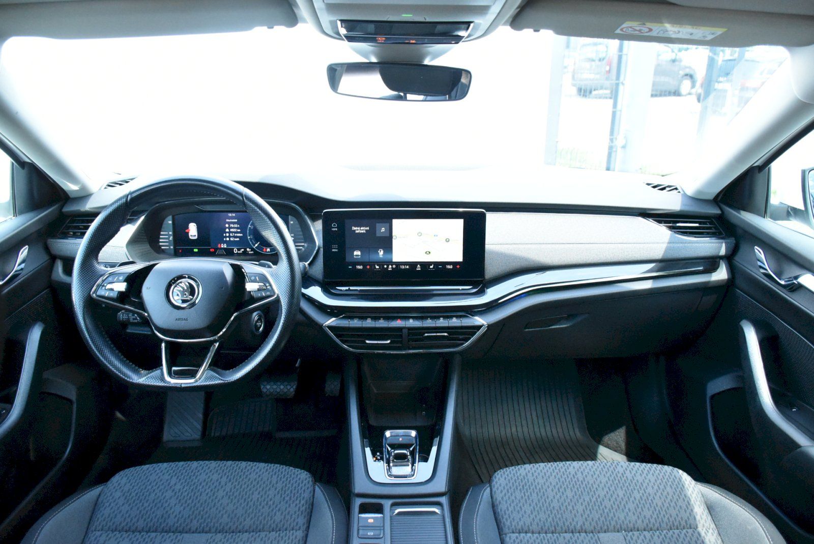 Škoda Octavia, Style Plus 1.5 eTSI DSG - fotka 5