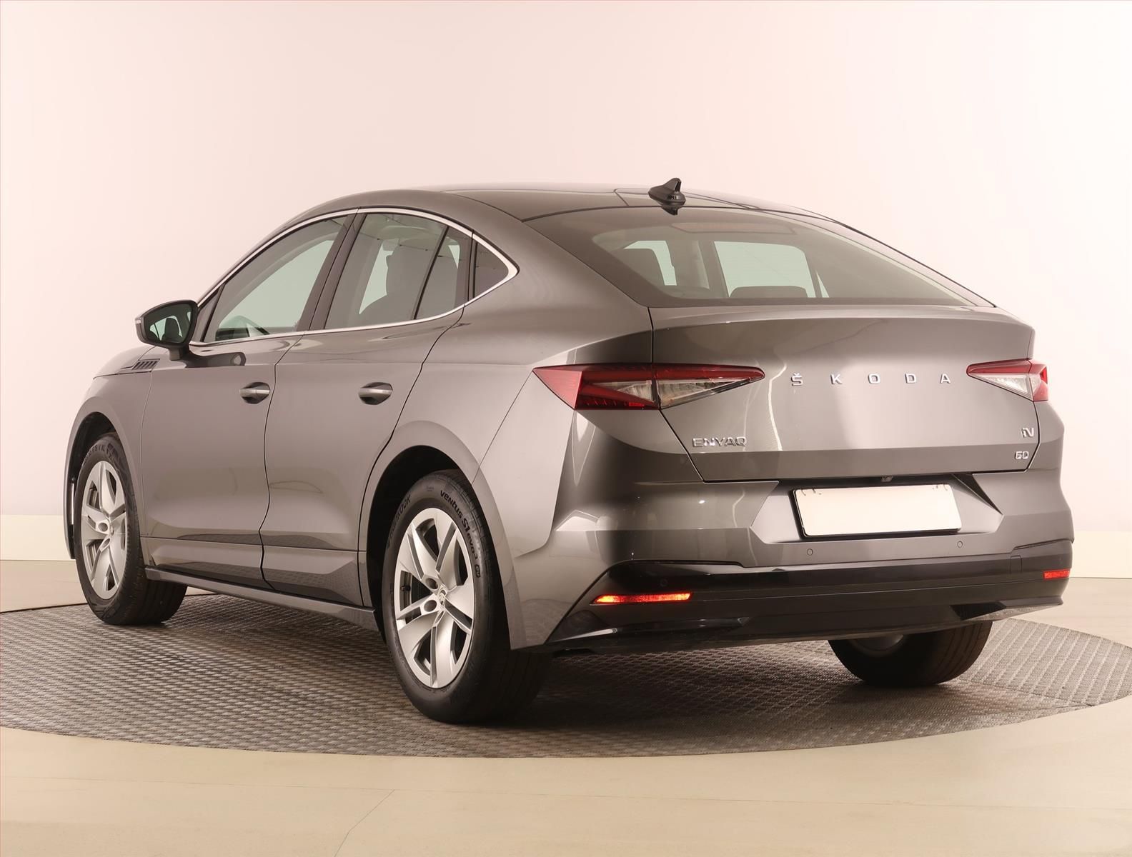 Škoda Enyaq Coupé, 60 (62 kWh), SoH 94%, Automat - fotka 4