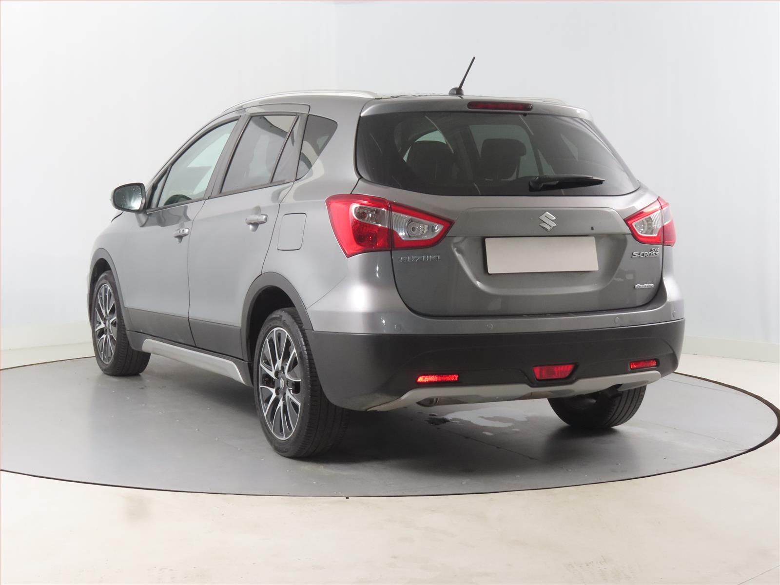 Suzuki SX4 S-Cross, 1.6 VVT AllGrip, 4X4, Automat - fotka 4