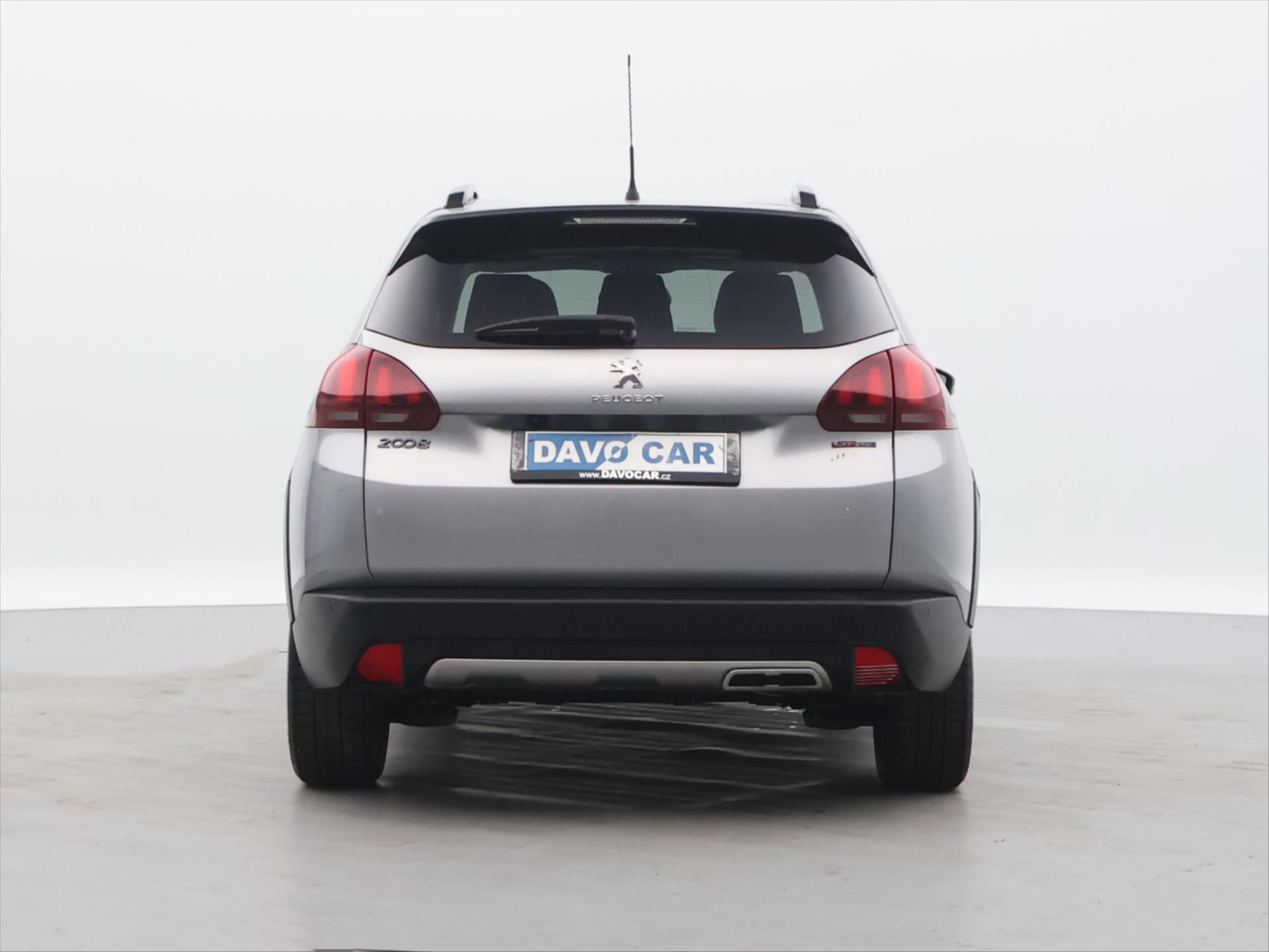 Peugeot 2008, 1,2 PT 81KW GT-LINE PANORAMA - fotka 6
