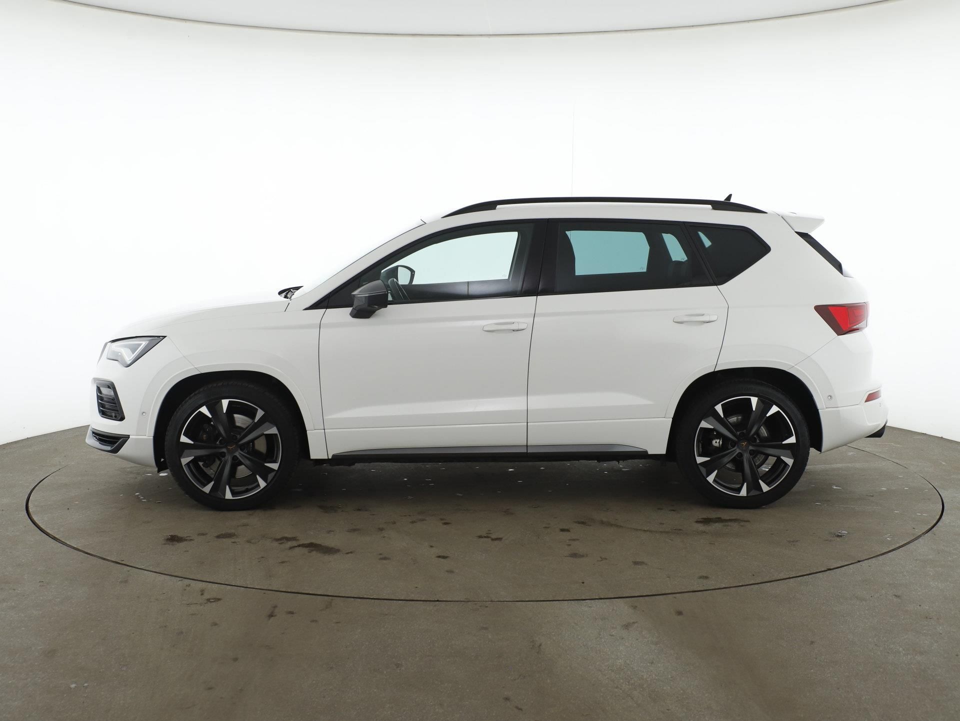 Cupra Ateca, 2.0TSI 221kW 4x4 - fotka 4