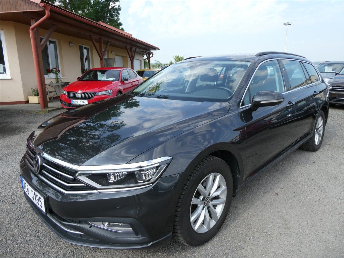 Volkswagen Passat, 2,0 TDi DSG FULL LED BUSINESS - fotka 3