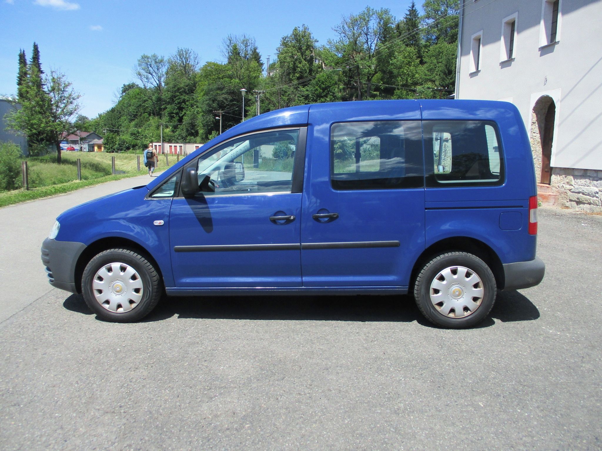 Volkswagen Caddy, 1.4 - nové STK, 7 Míst - fotka 2