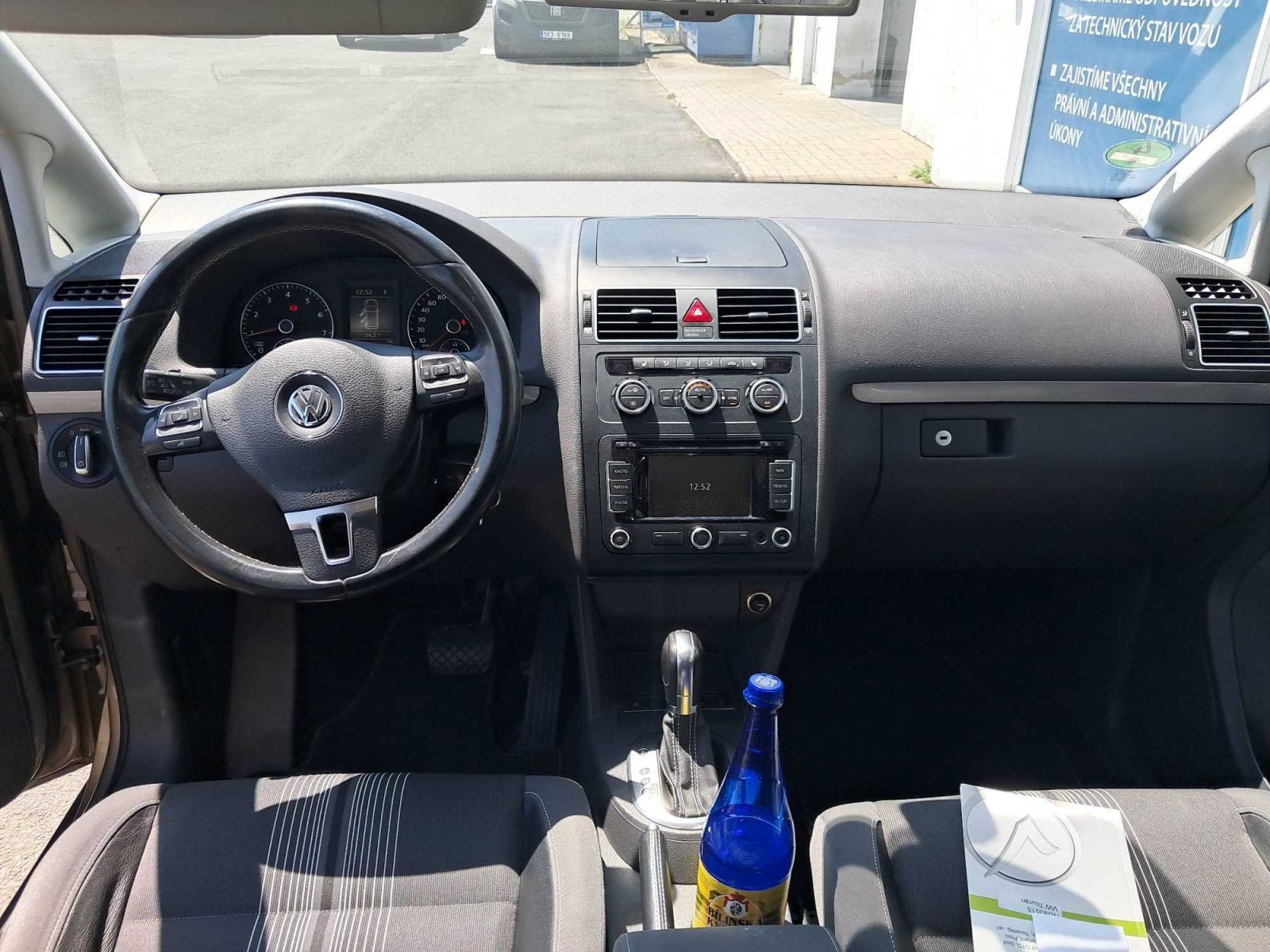 Volkswagen Touran, 1.4 TSI, Automat, Navi - fotka 3