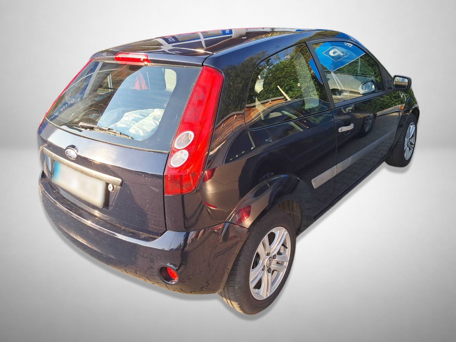 Ford Fiesta, 1.3 i, po STK, jezdí výborně - fotka 2