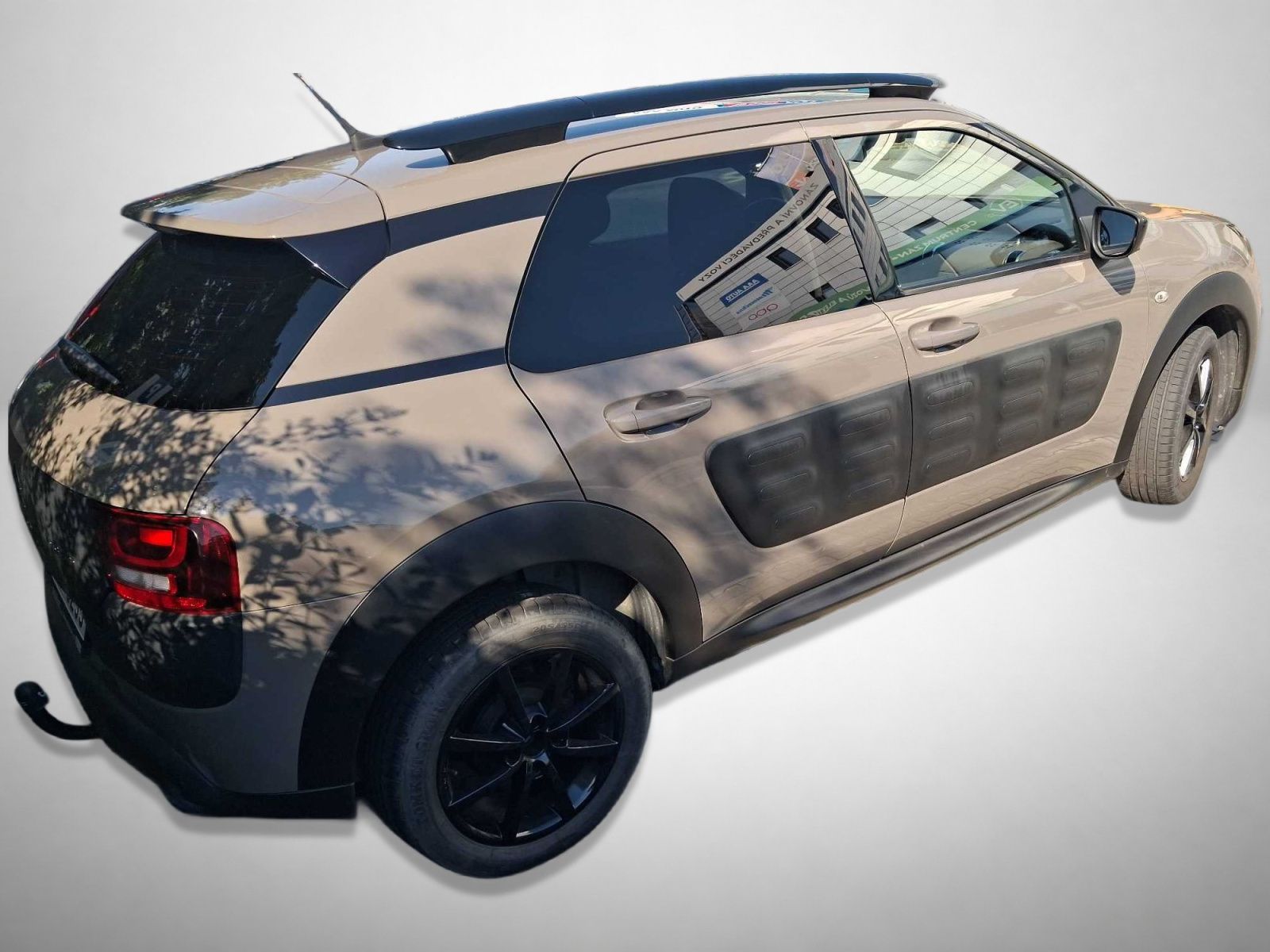 Citroën C4 Cactus, 1.6 BlueHDi, ČR,1.maj - fotka 2