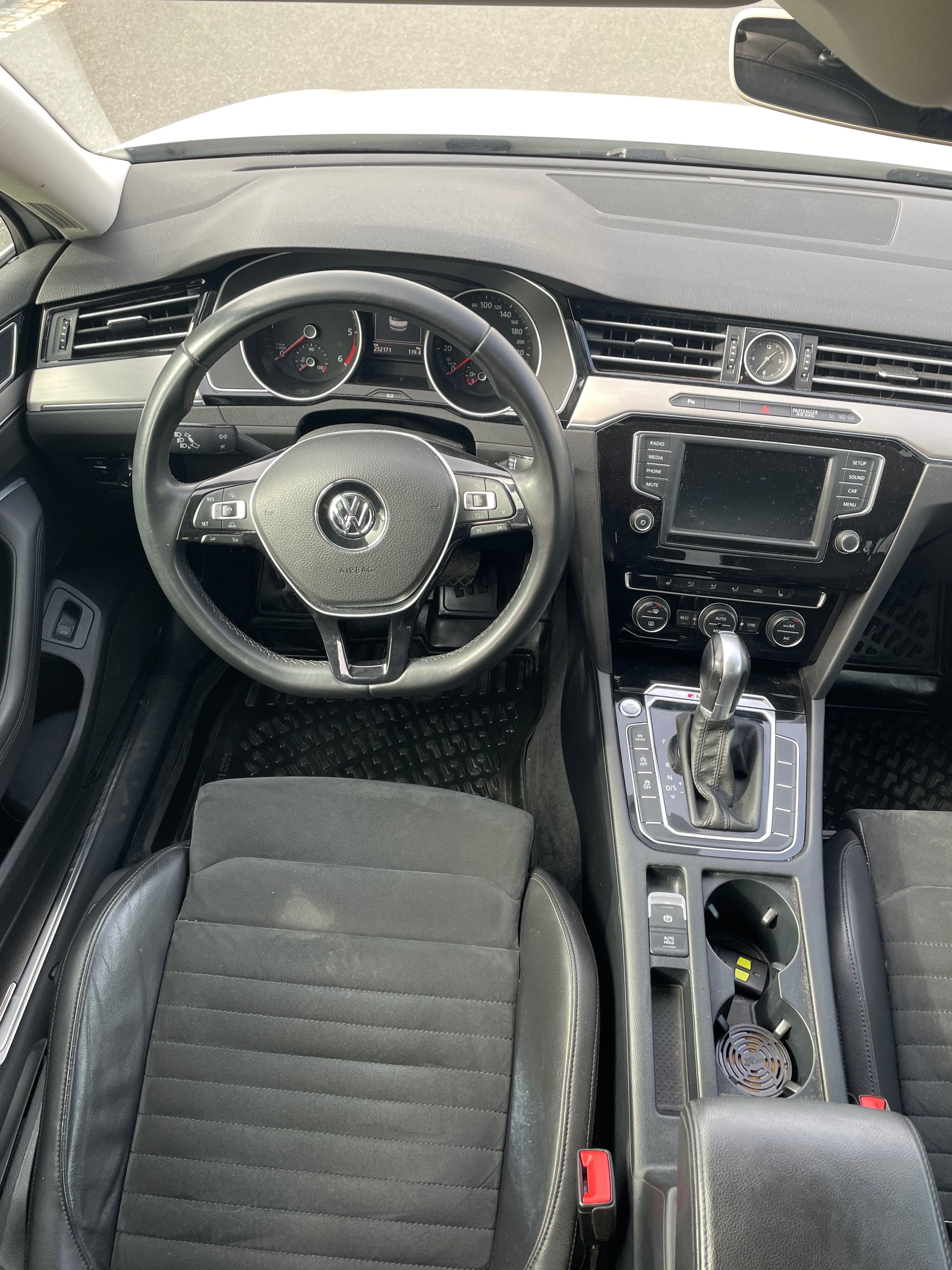 Volkswagen Passat, BiTDI 4Motion DSG Highline Top - fotka 4
