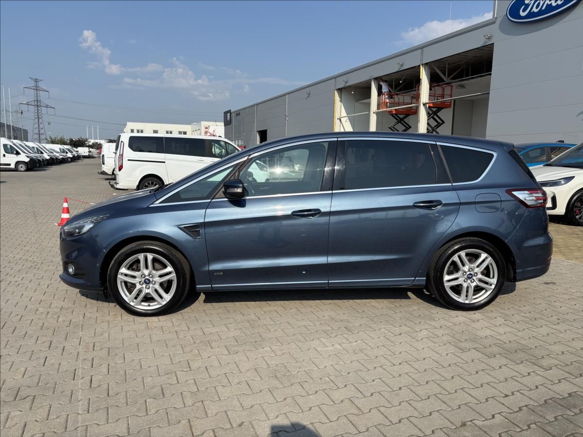 Ford S-MAX, 2,0 EcoBlue Titanium AWD AUT - fotka 2
