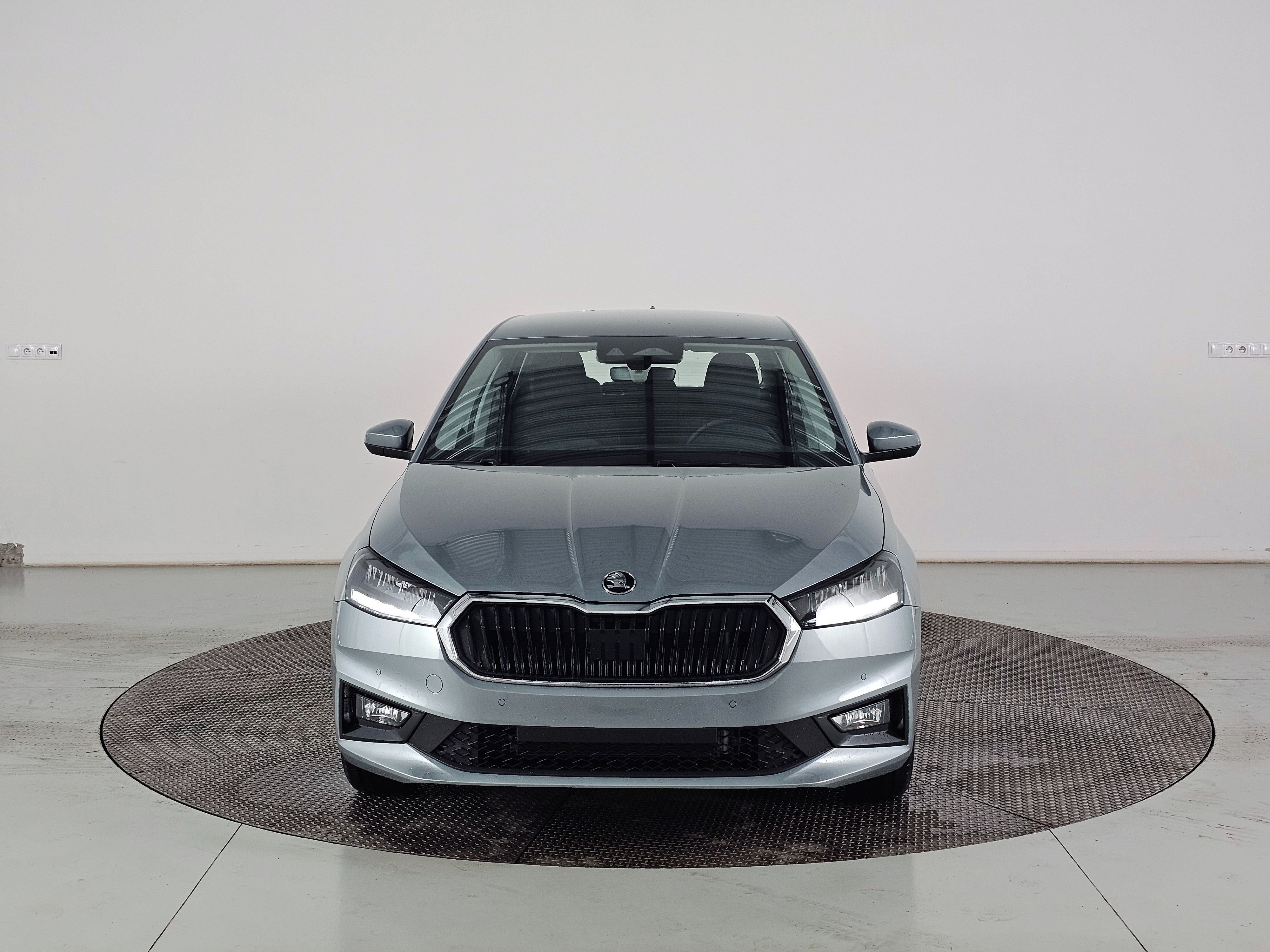Škoda Fabia, Classic 1.0TSI 70kW 5st man. - fotka 2