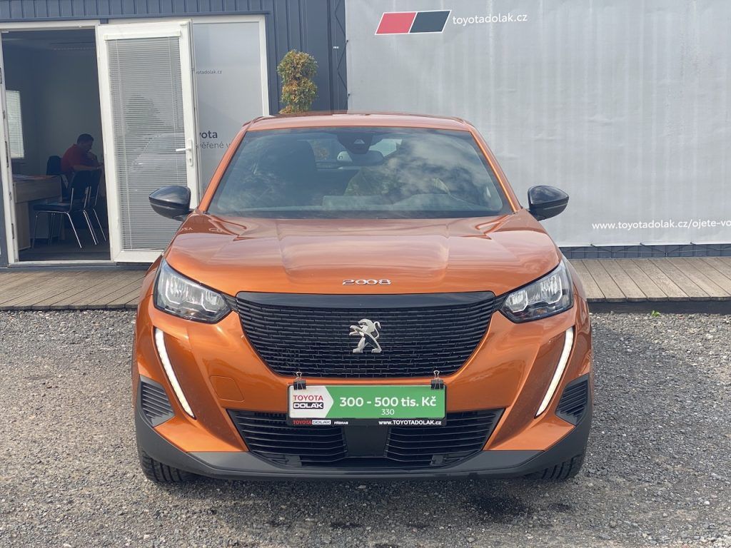 Peugeot 2008, 1.2iT, ČR-1m, manual, 2x kola - fotka 3