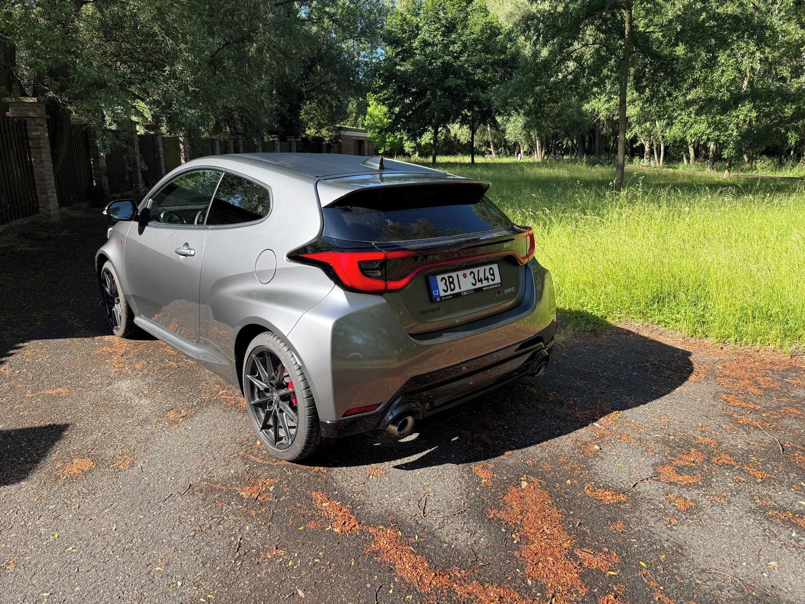 Toyota GR Yaris, GR YARIS II VIP + DYNAMIC, MAN - fotka 4