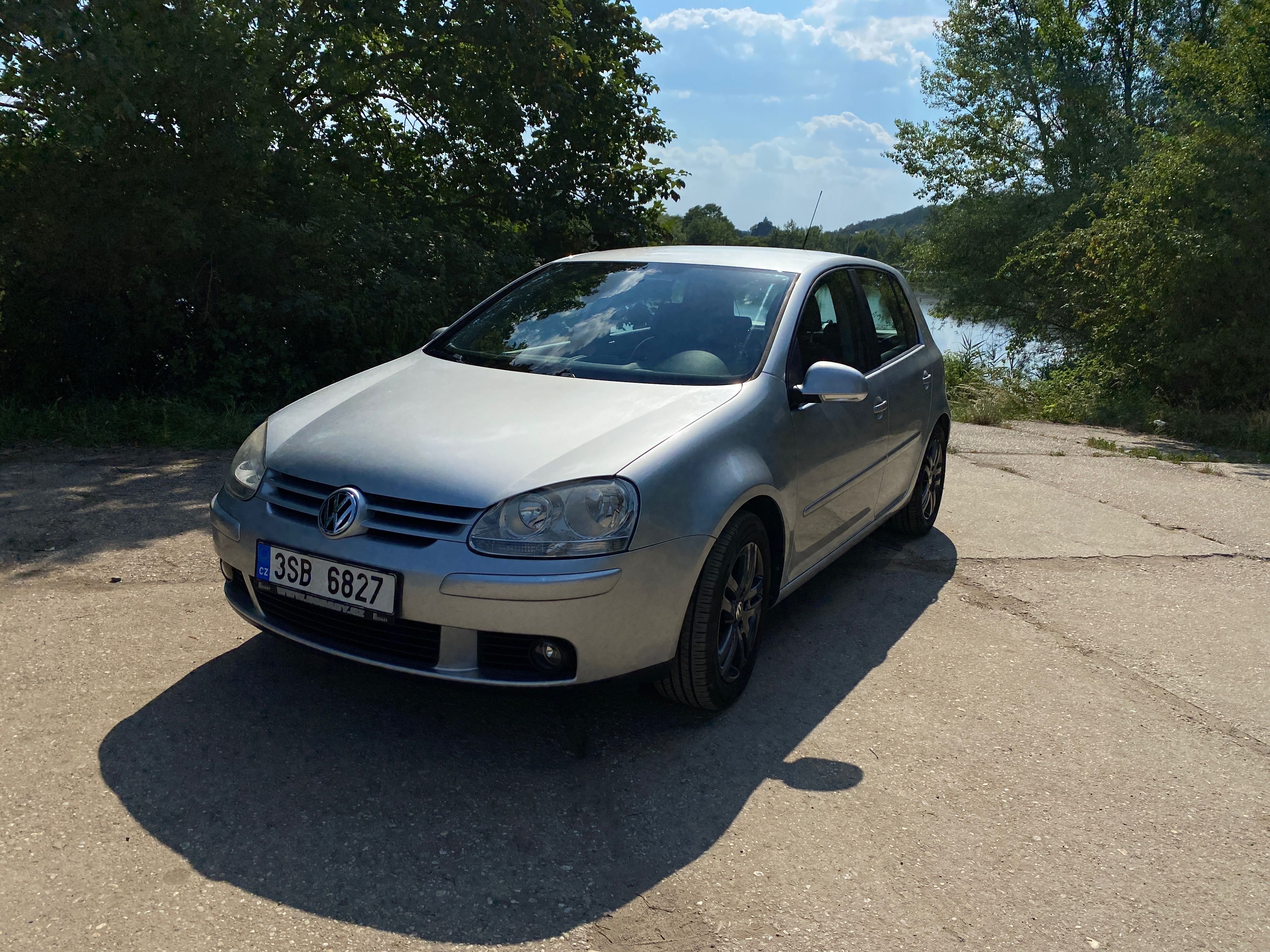 Volkswagen Golf, 1.6 benzín - bez koroze - fotka 2