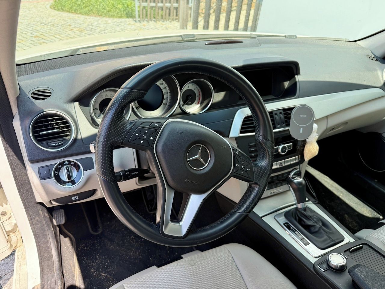 Mercedes-Benz Třídy C, Mercedes C 220 CDI 4MATIC - fotka 4