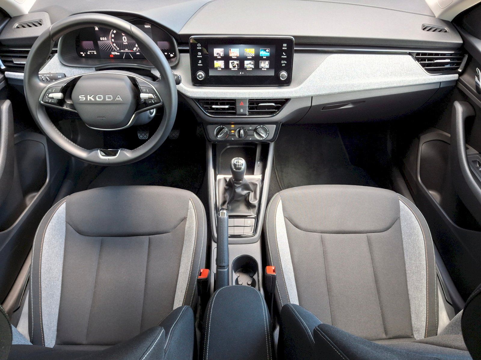 Škoda Scala, Selection 1,0TSi 85kW - fotka 5