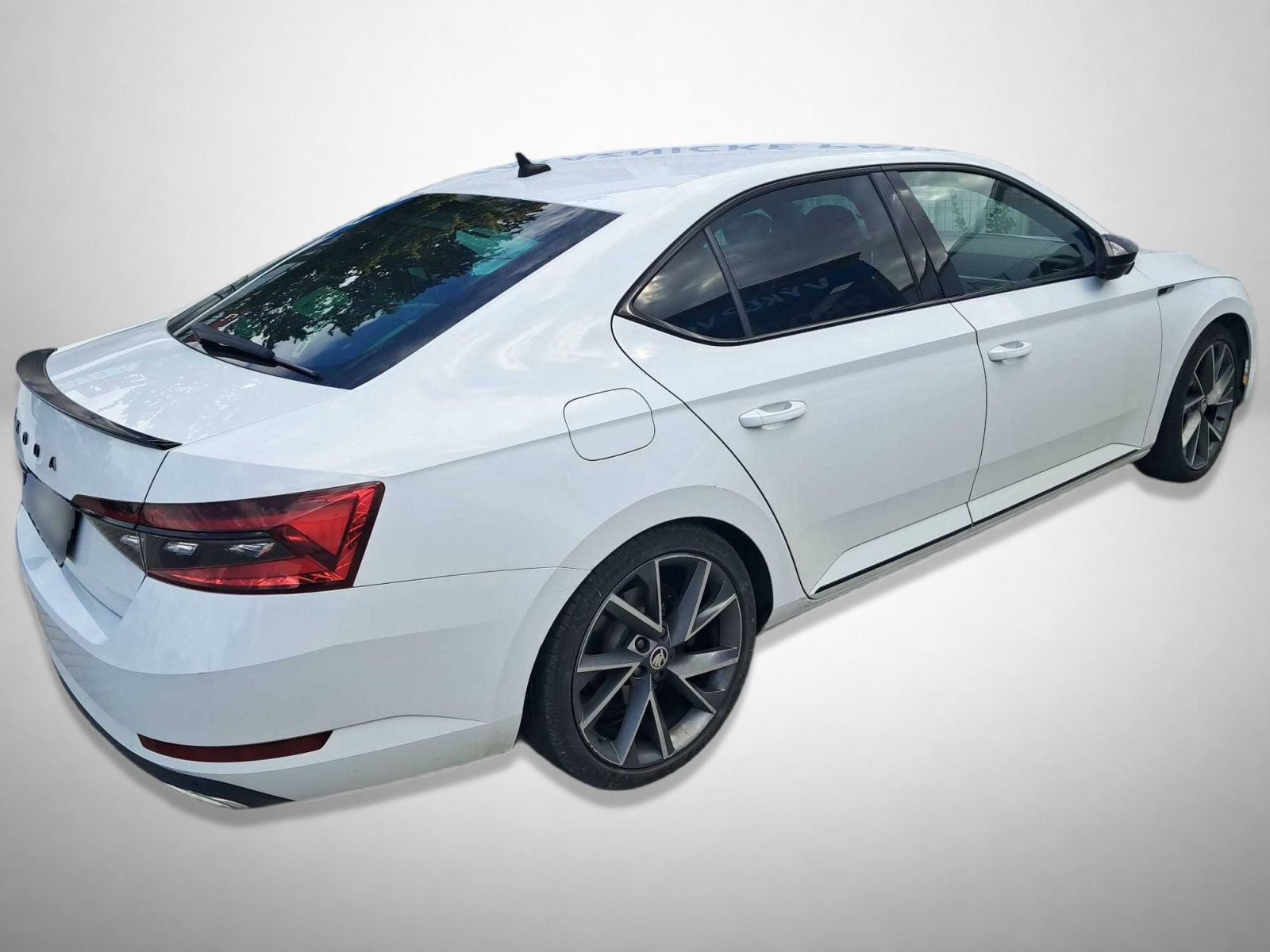 Škoda Superb, 2.0 TDI, Sportline, Automat - fotka 2