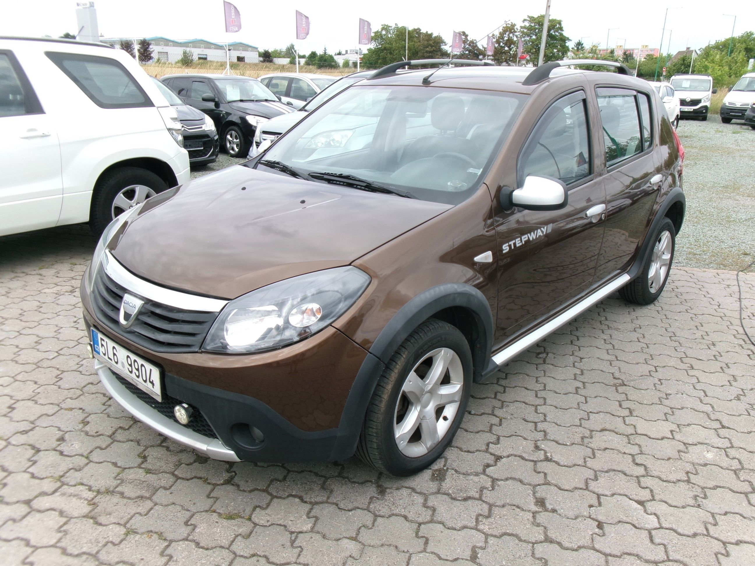 Dacia Sandero, 1.6i Stepway,LPG do 2033 - fotka 3