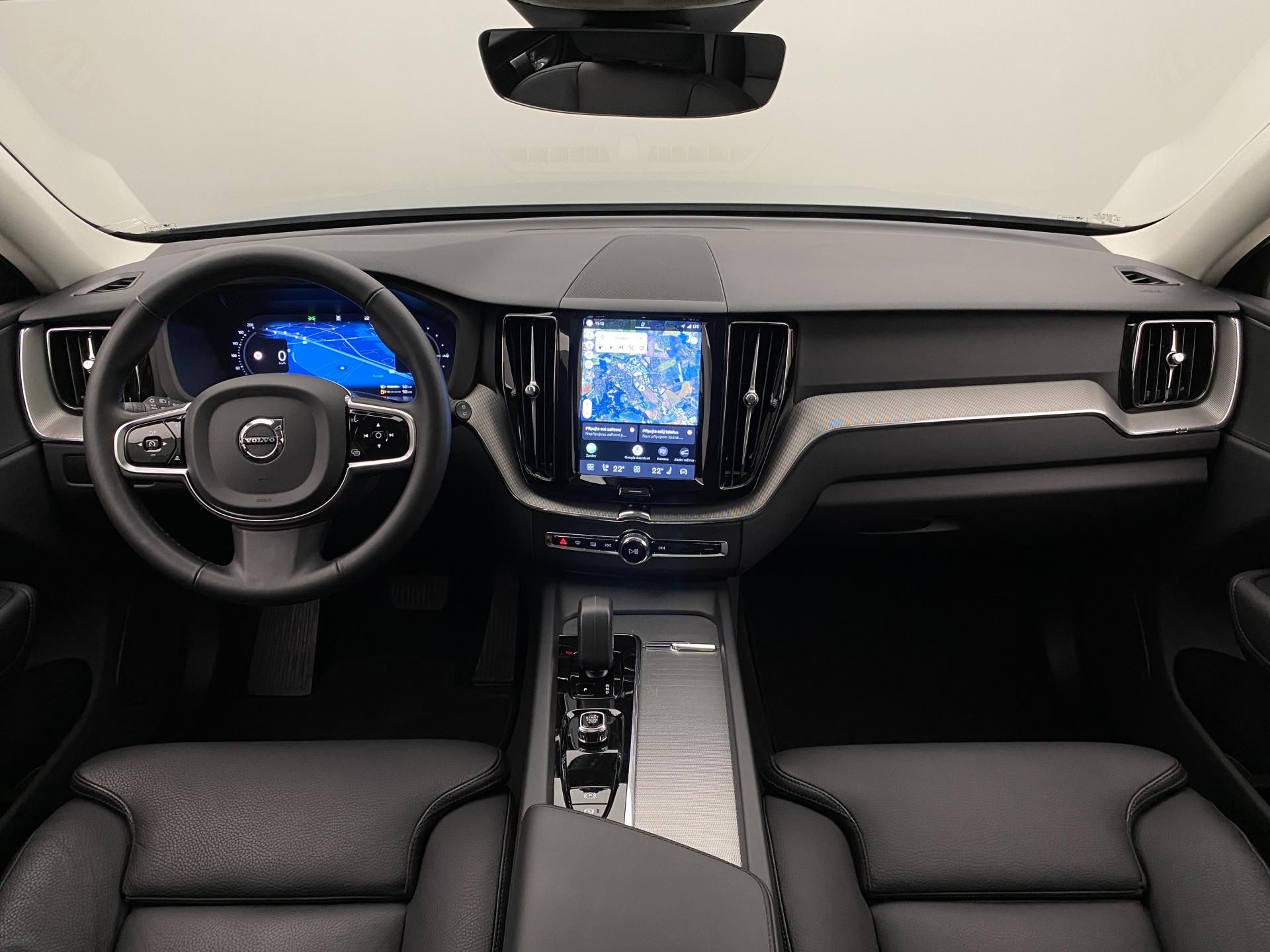 Volvo XC60, T6 AWD RECHARGE BRIGHT PLUS CZ - fotka 2