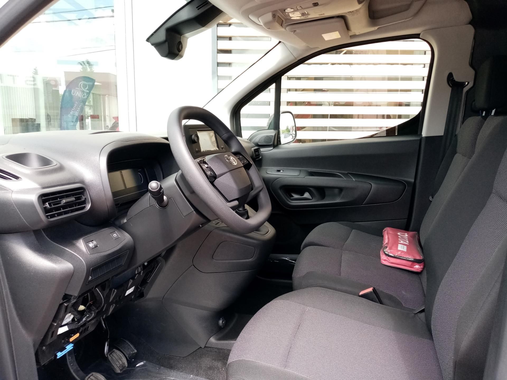 Toyota Proace City, 1.5D 6MT LWB Active SmartCargo - fotka 6
