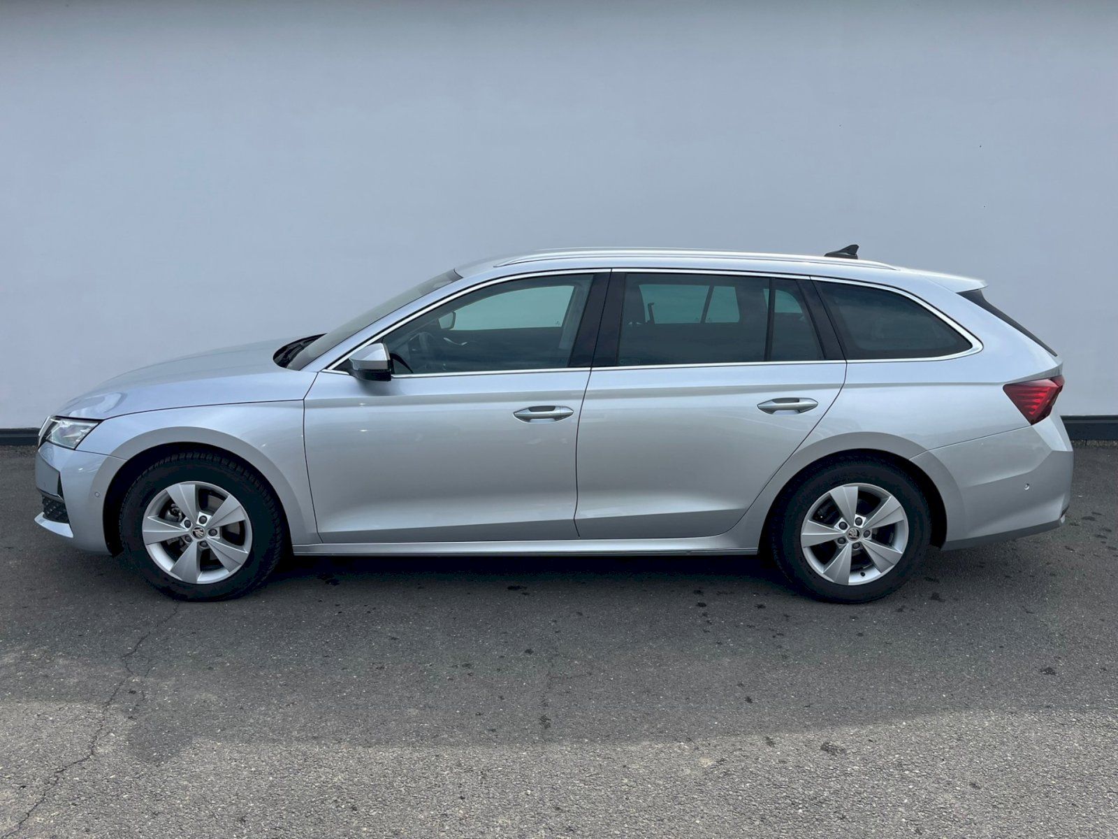 Škoda Octavia, OCT.COMBI TOP SELECTION 2,0 TD - fotka 3