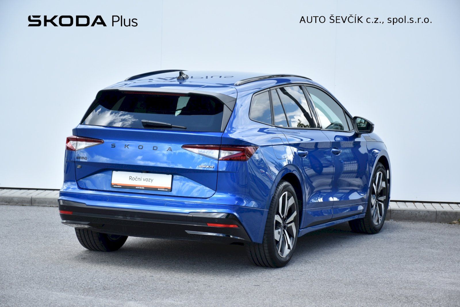 Škoda Enyaq iV, 85 Sportline 210kW - fotka 2