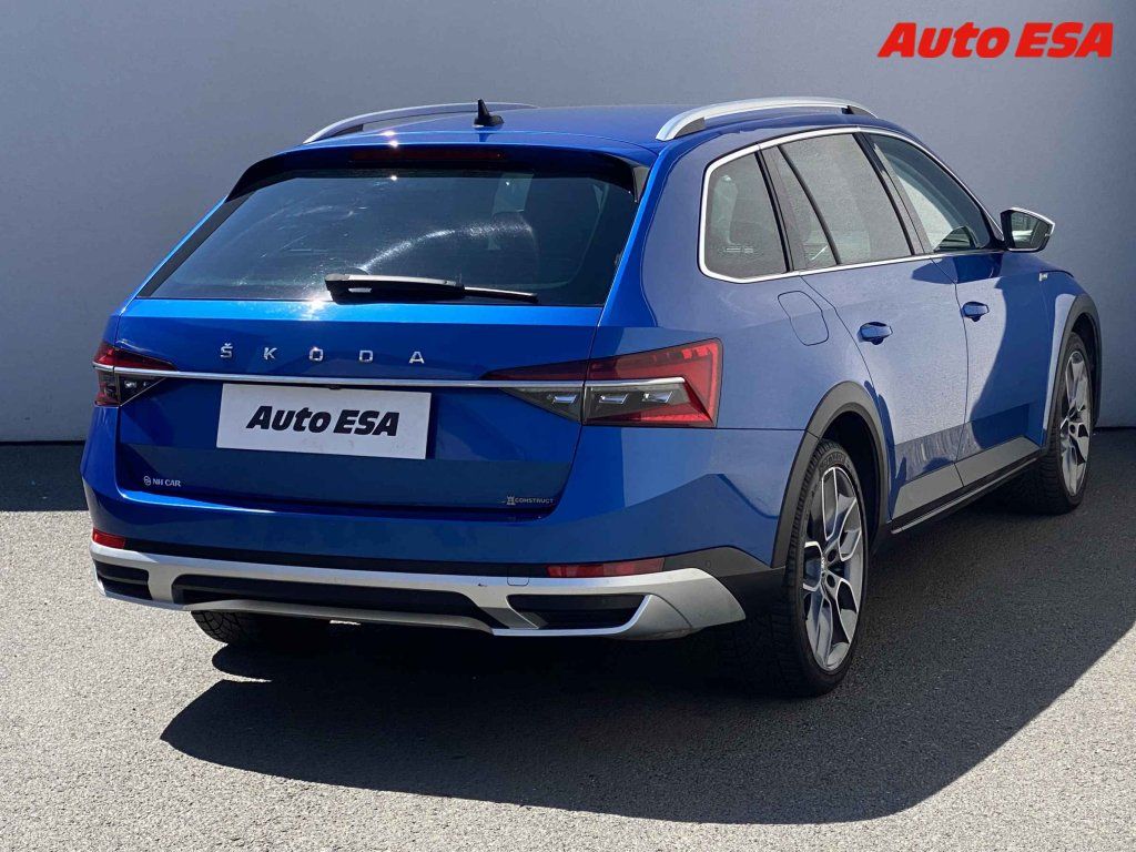 Škoda Superb, 2.0 TSi 4x4,1.maj,ČR - fotka 4