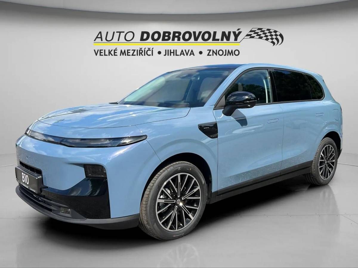 Leapmotor B10, Design hybrid EV 18,8kWh bater - fotka 3