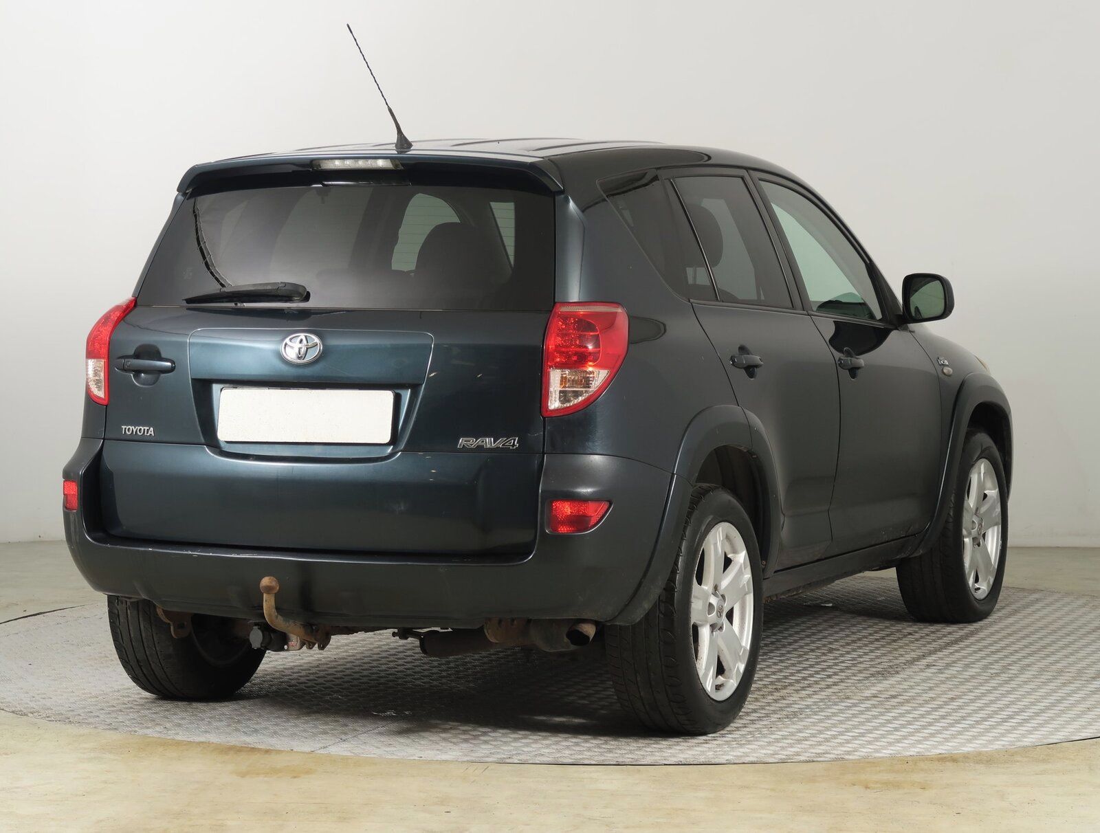 Toyota Rav4, 2.2 D-CAT, 4X4 - fotka 5