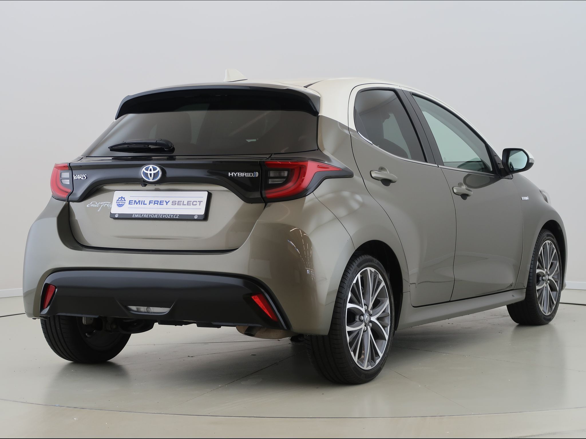 Toyota Yaris, 1.5Hybrid,CZ,SelectionElegant, - fotka 6