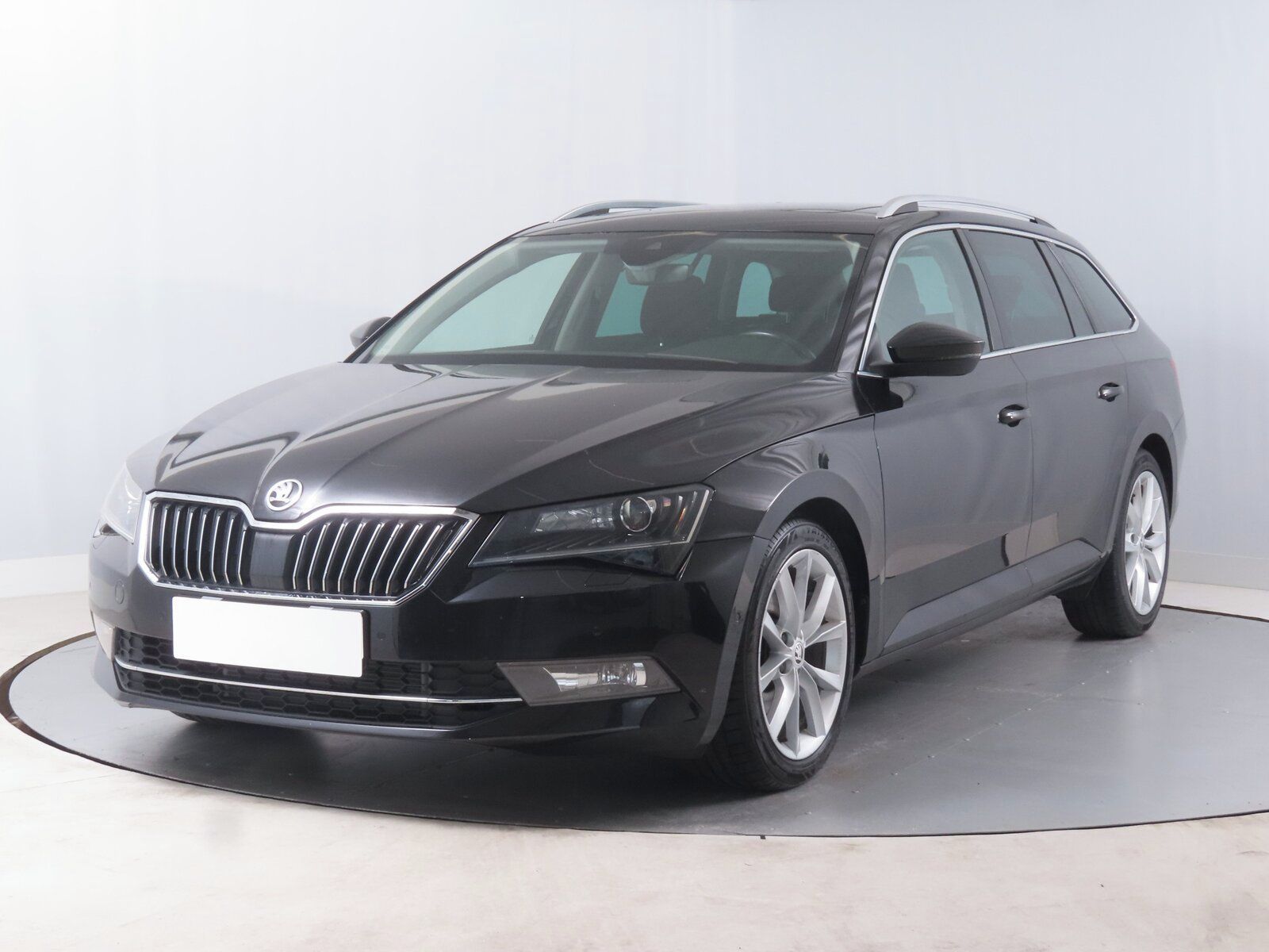 Škoda Superb, 2.0 TDI, Style, 4X4, Automat - fotka 2