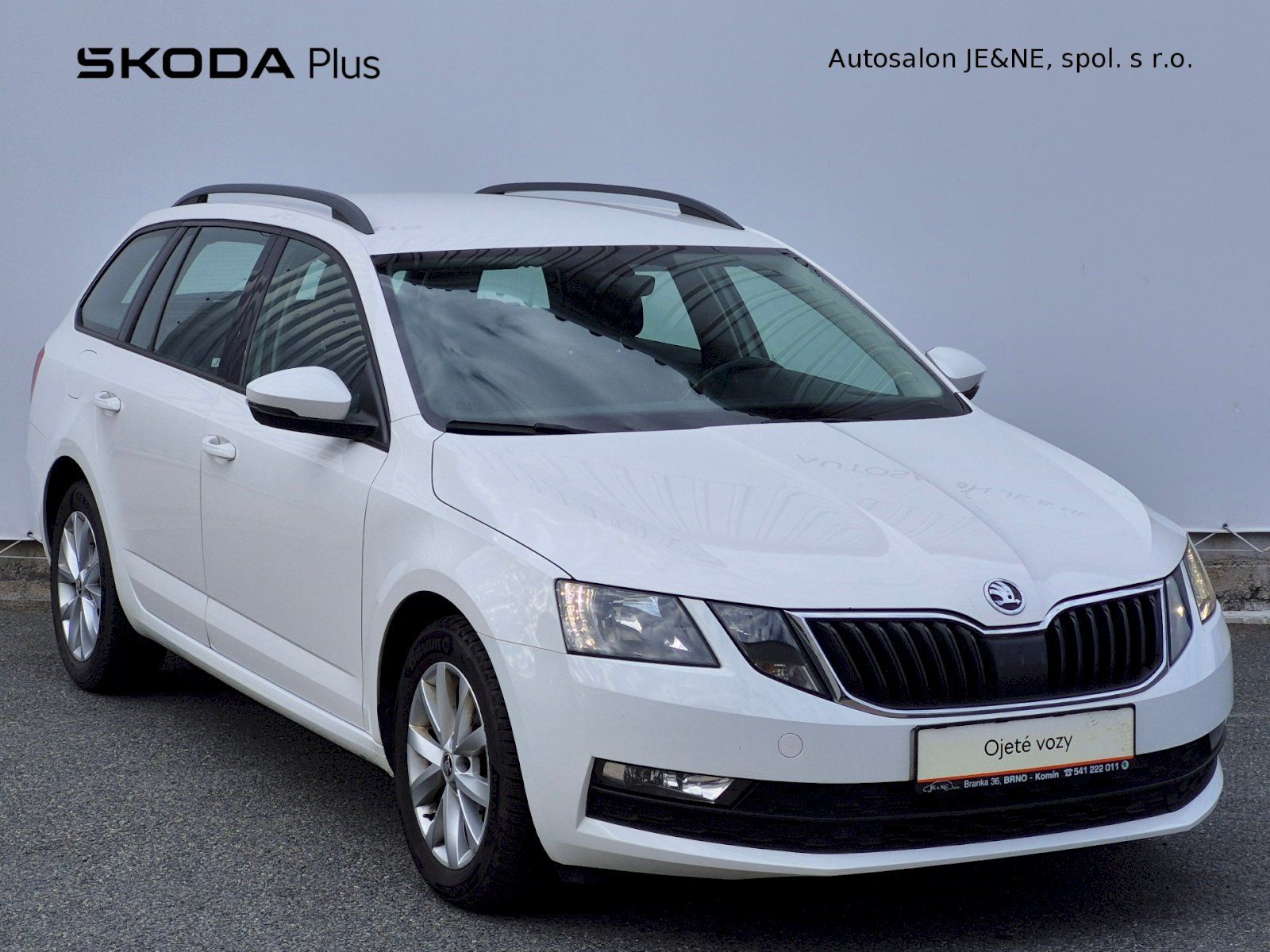 Škoda Octavia, Ambition PLUS 1.6 TDI 85kW Com - fotka 6