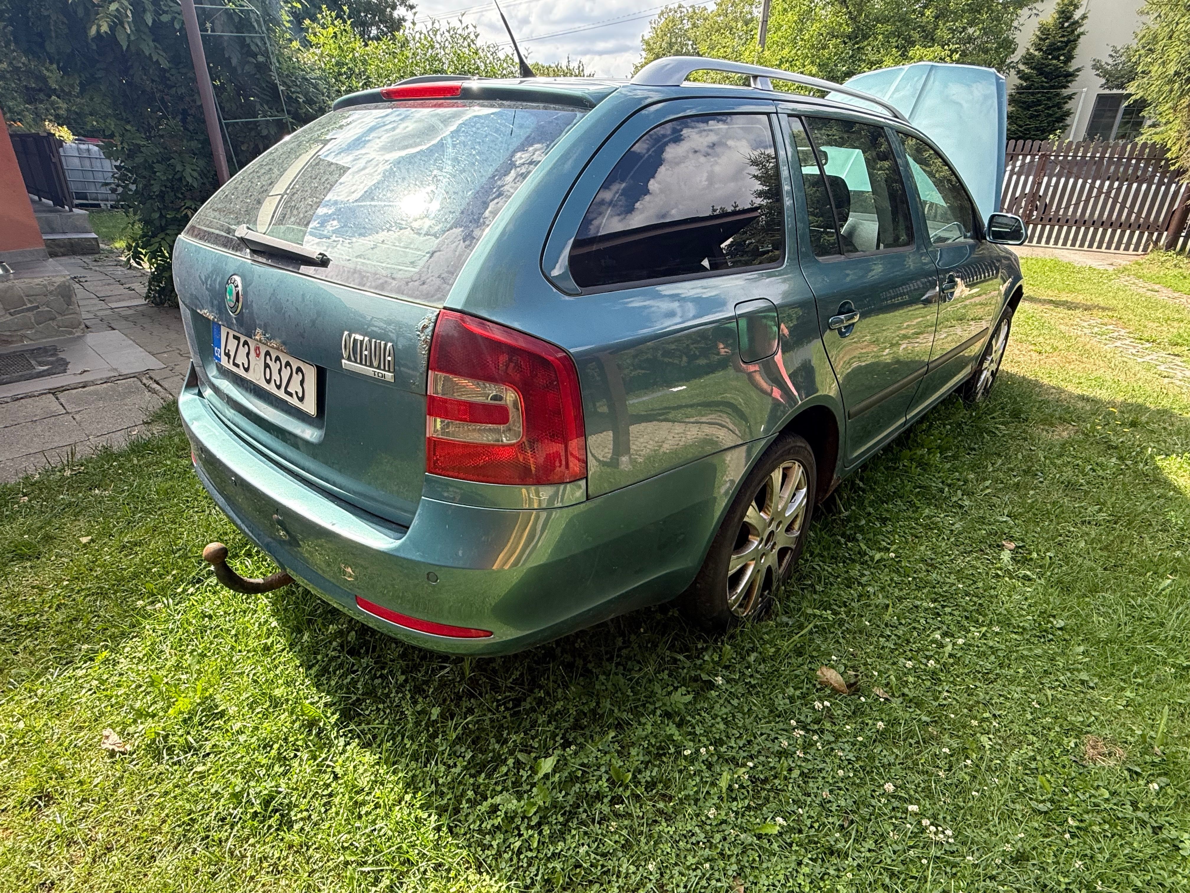 Škoda Octavia, 1.9 77kw +chip rok:2006bez Stk - fotka 3