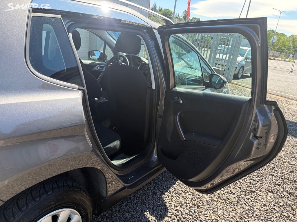 Peugeot 2008, 1,6 HDi,68kW,SERVISKA,1.MAJIT.