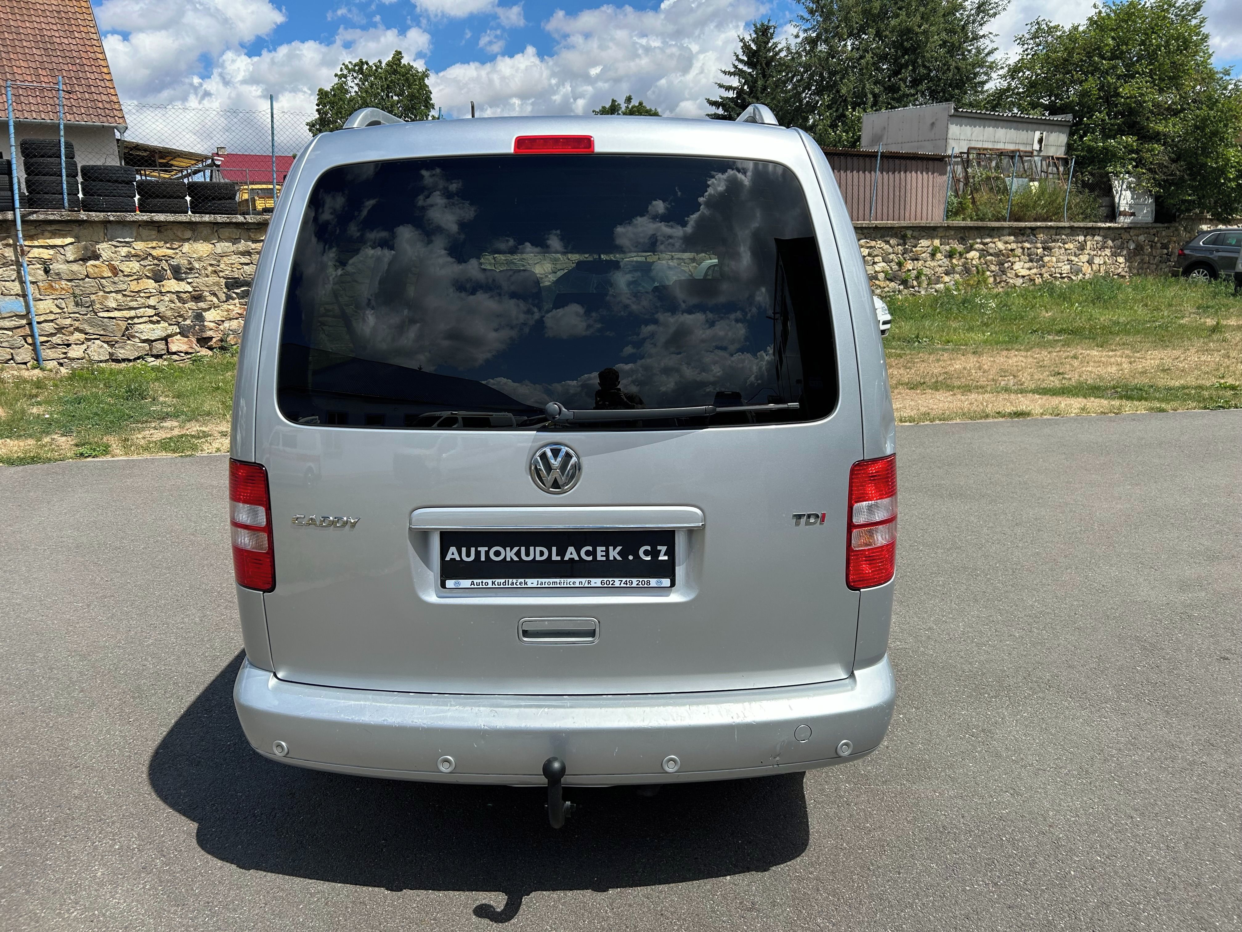 Volkswagen Caddy, Maxi - 1.6 TDI 75kW - 7 míst - fotka 6