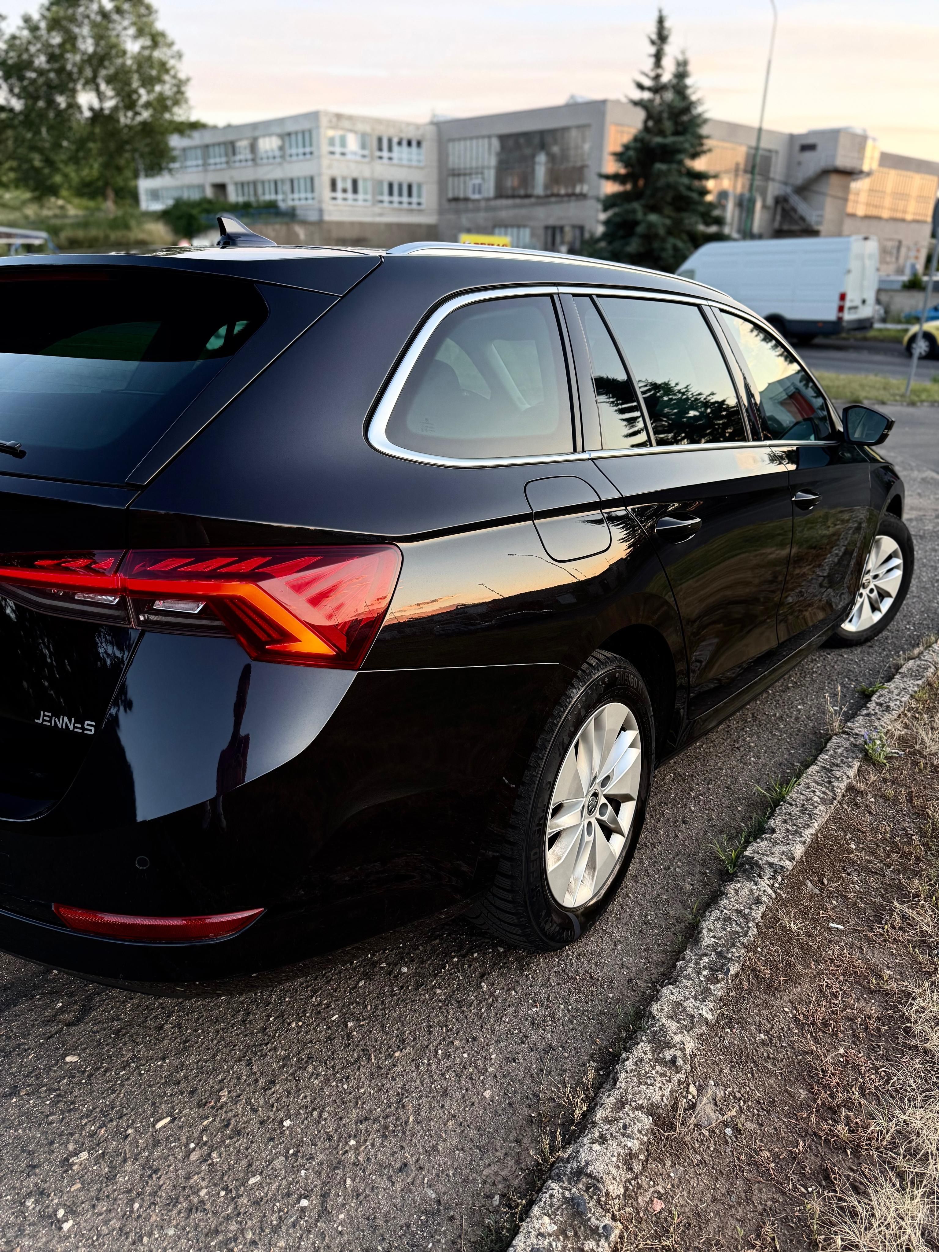 Škoda Octavia, 2.0TDI  2023 - fotka 5