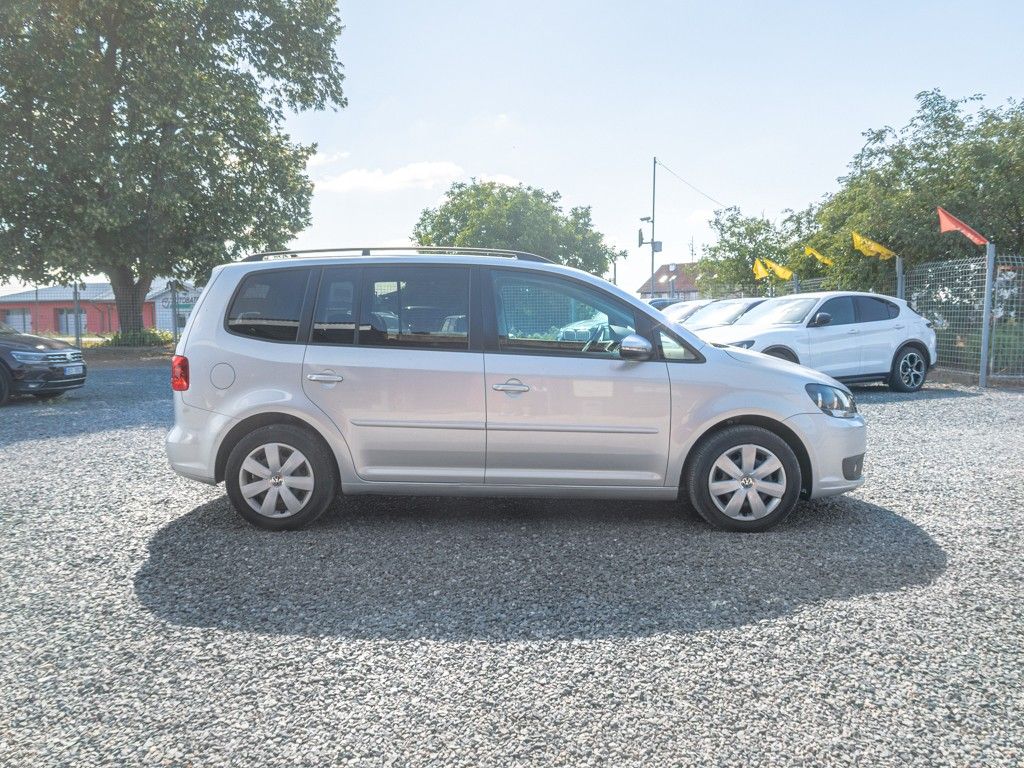 Volkswagen Touran, 1.6TDI 77KW DSG NAVI – 7 SEDAD - fotka 4